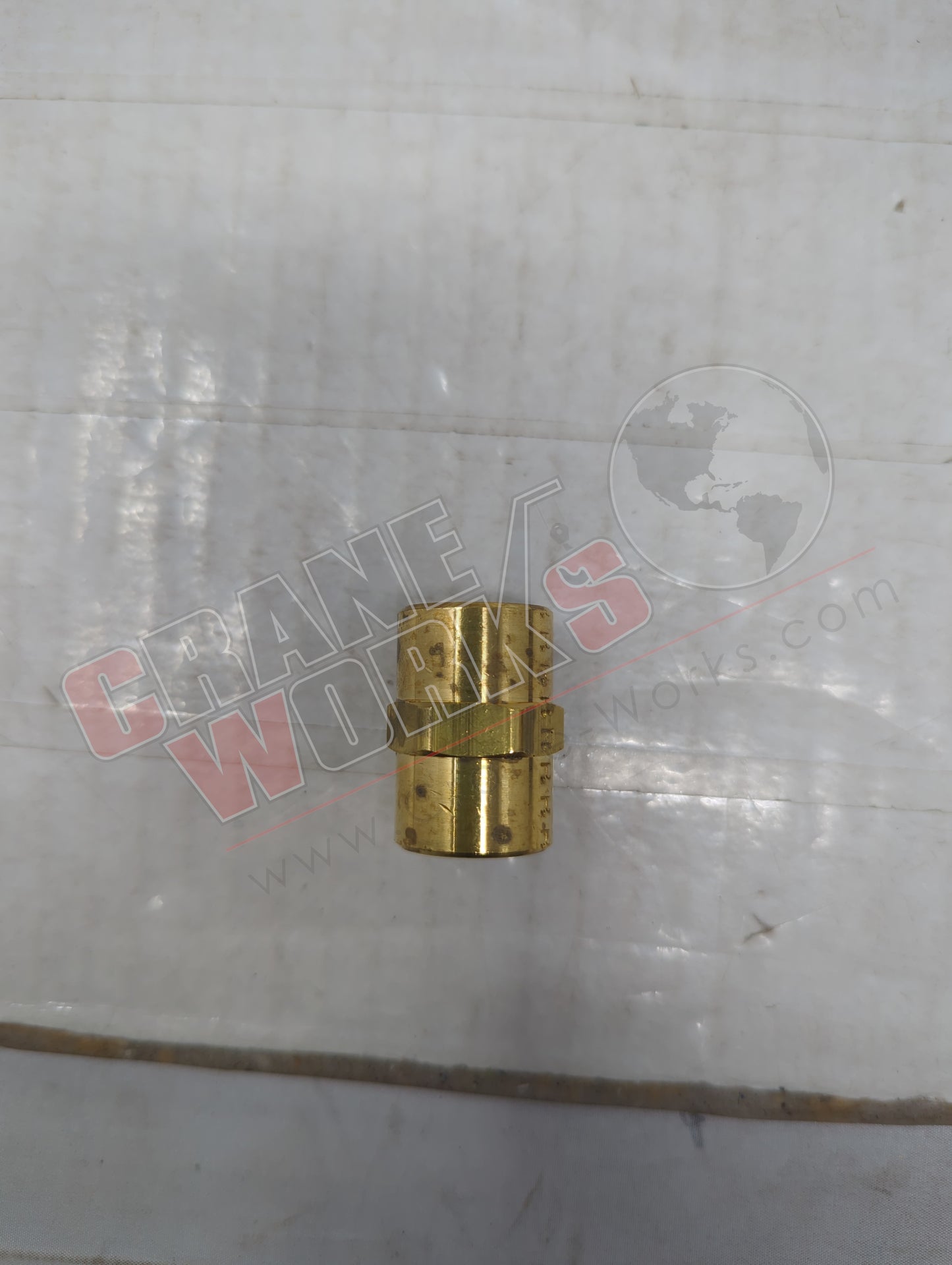 '-11090-1 | New Brass Coupling 1/4 (207P-04)
