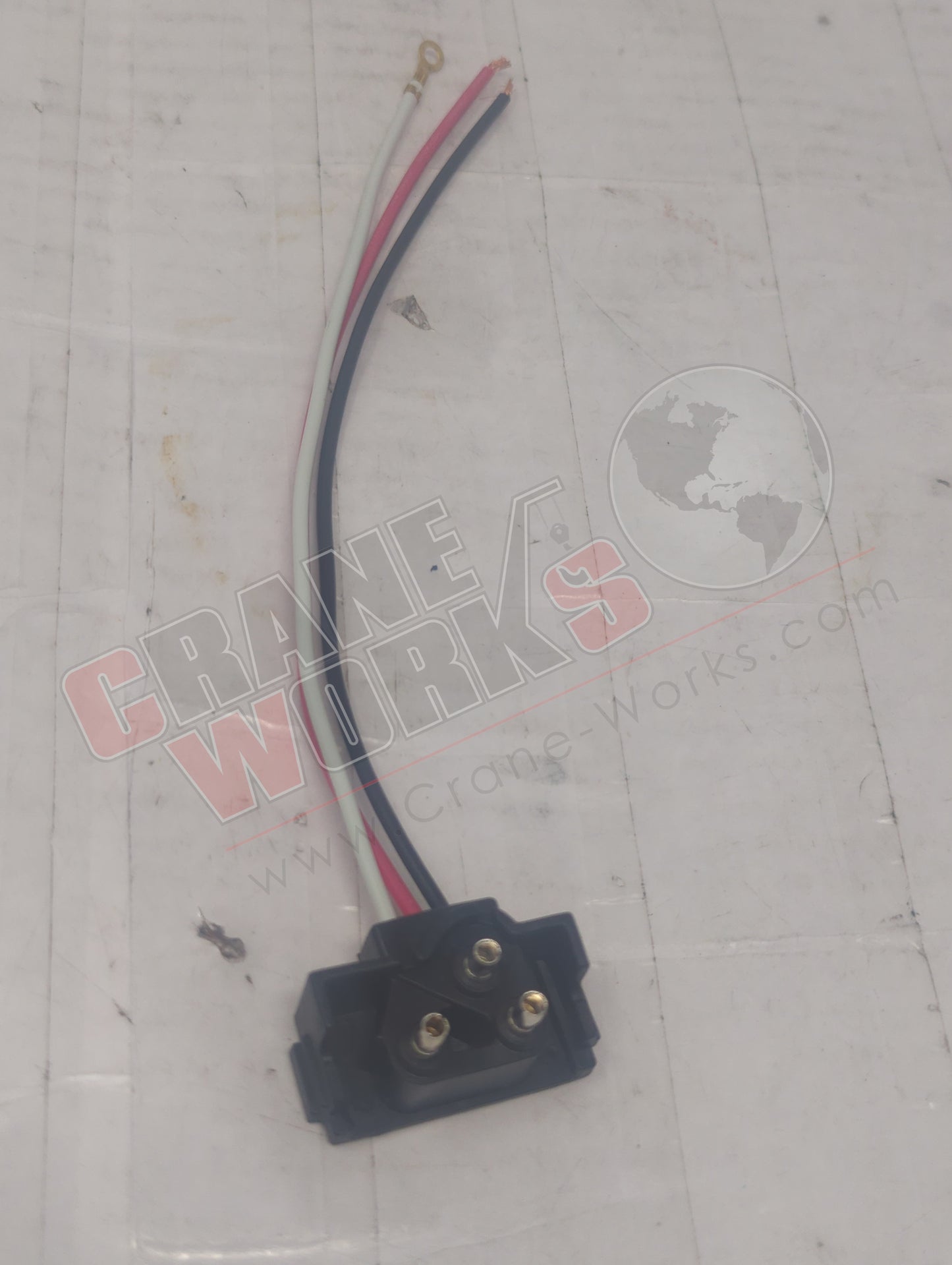 94993 | New Right Angle Pigtail, 3-Prong