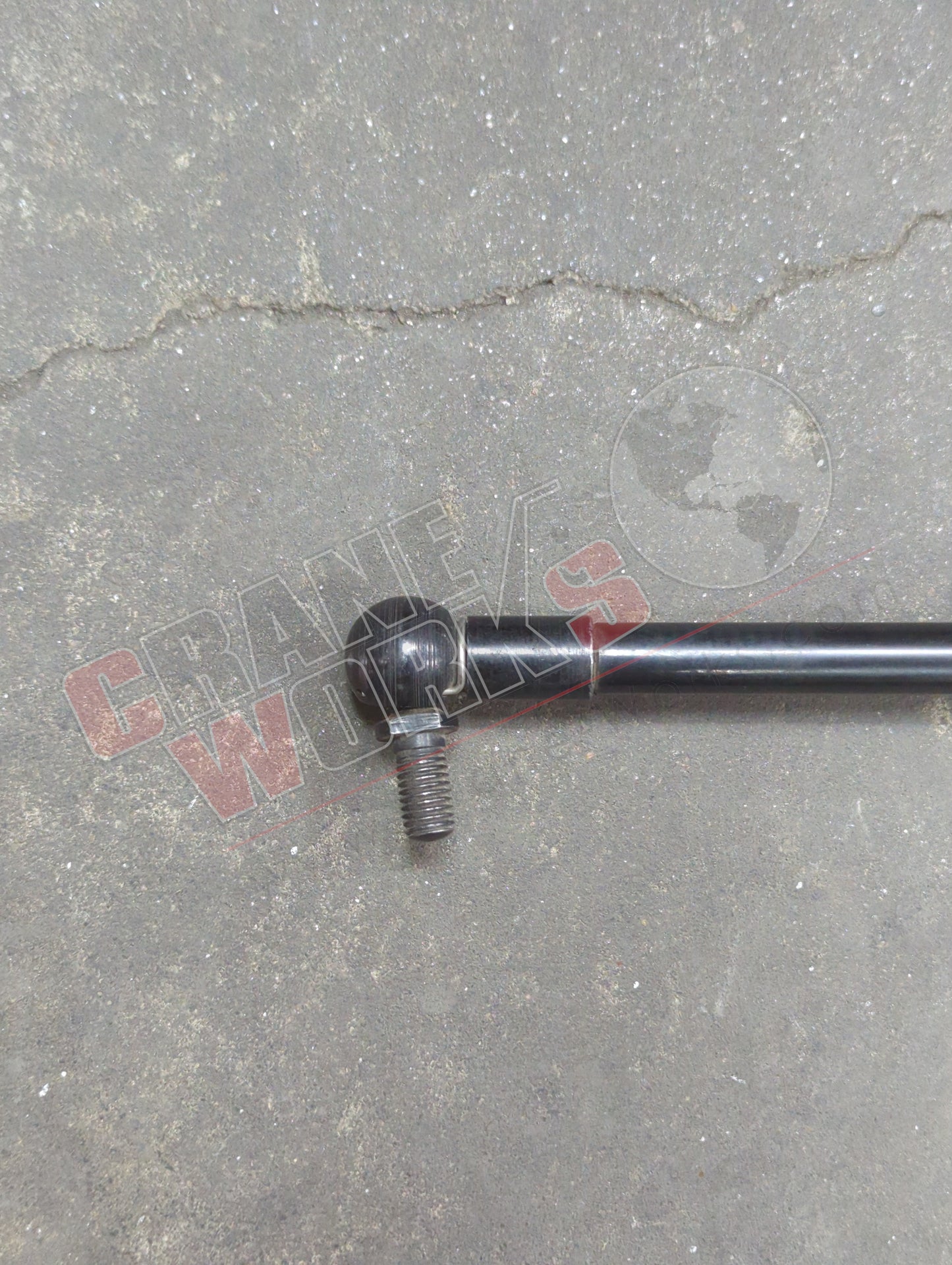 1653900077 | New Gas Spring