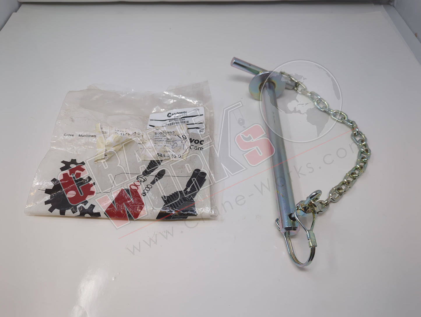 80002899 | New Pin, Mounting