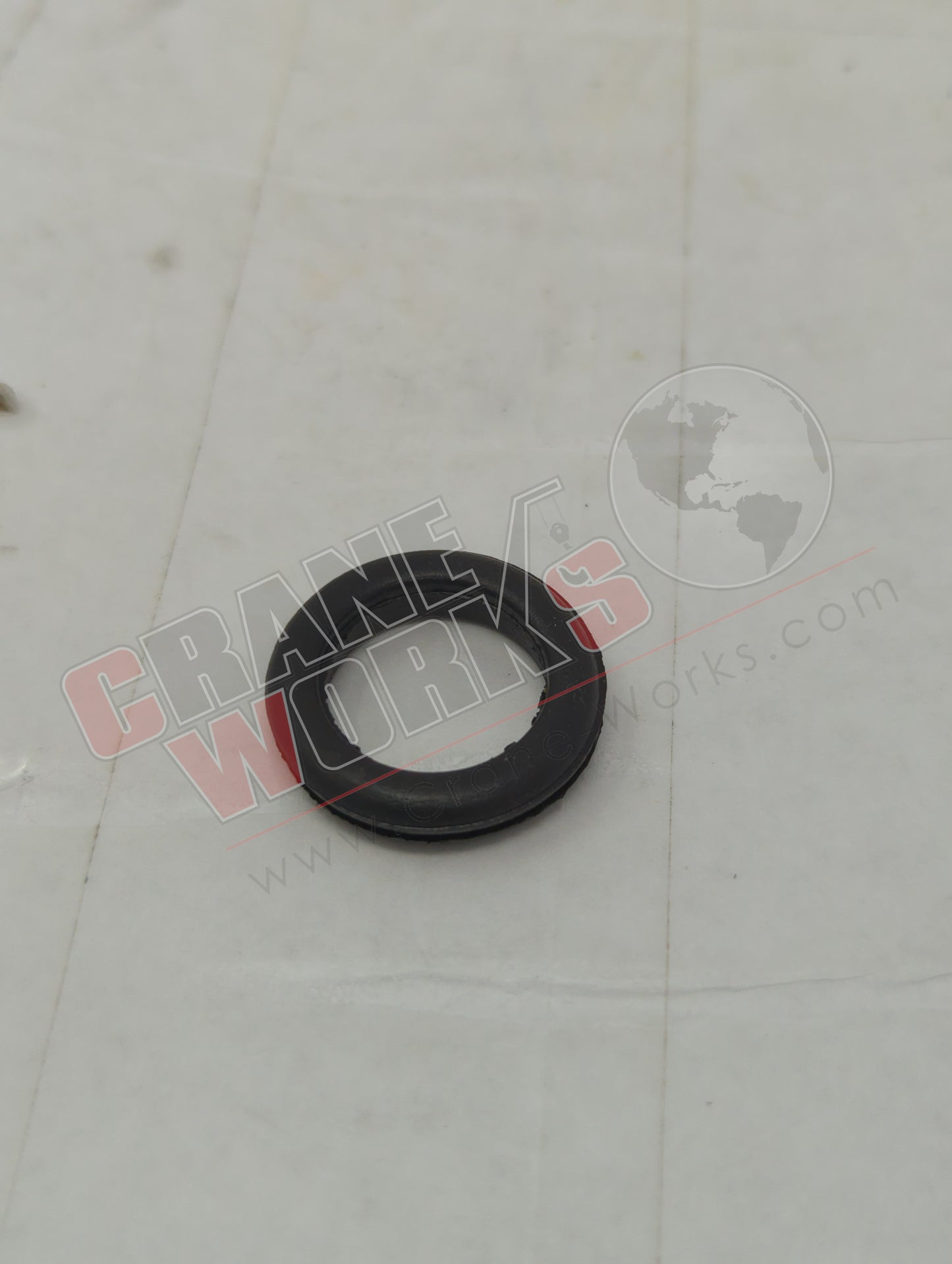 832-00136 | New Grommet