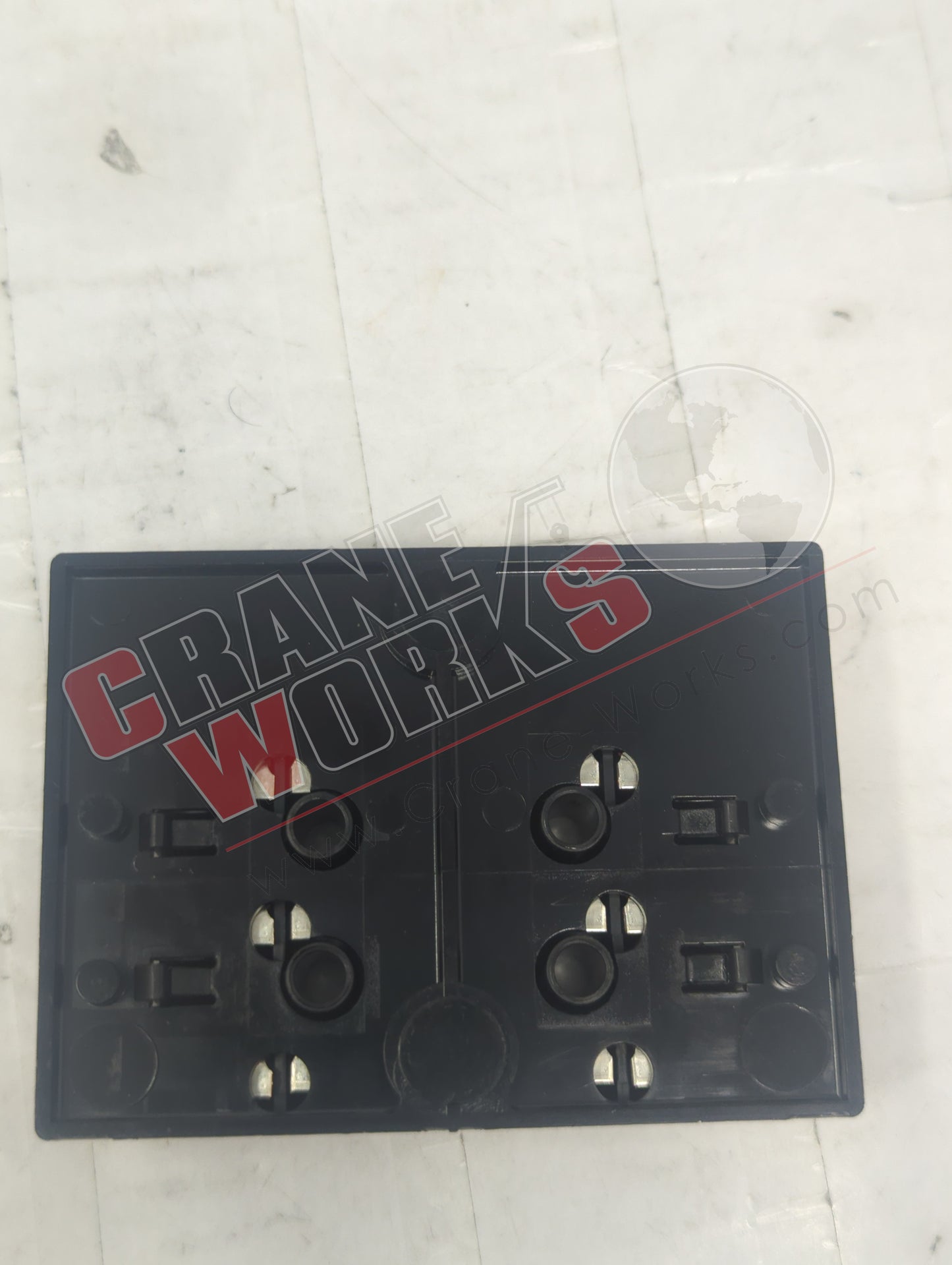 46050 | New 6 Gang Ato Fuse Block