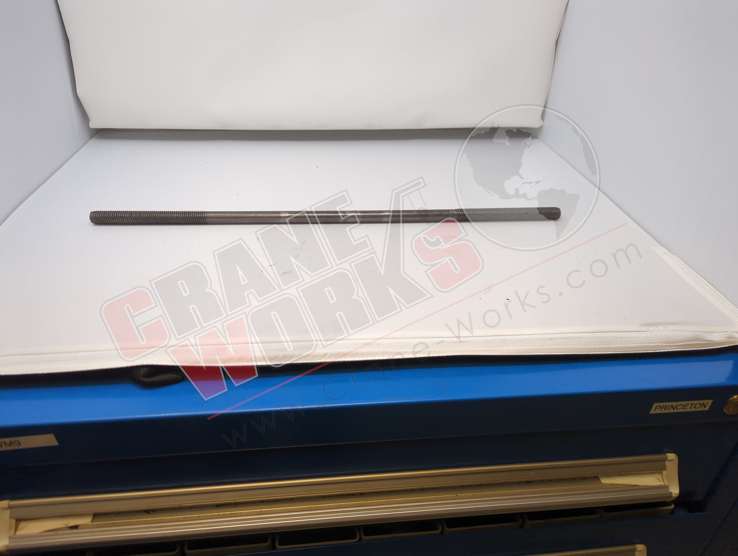 TR6211522 | New Mounting Rod, 5/8 X 22