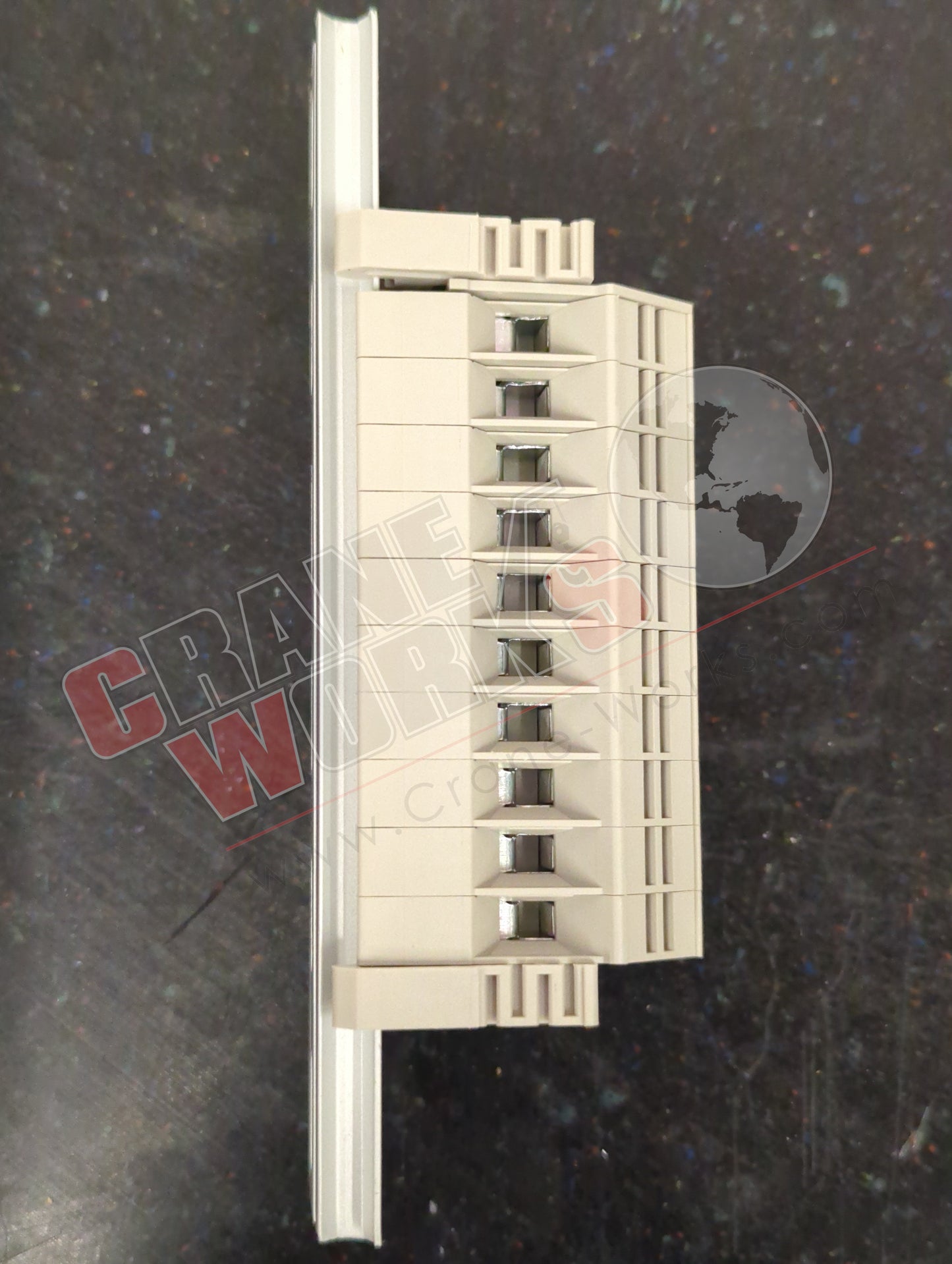 Picture of DK6N, a  New Terminal Block Box 50Amp 600 Volt, angle 3.