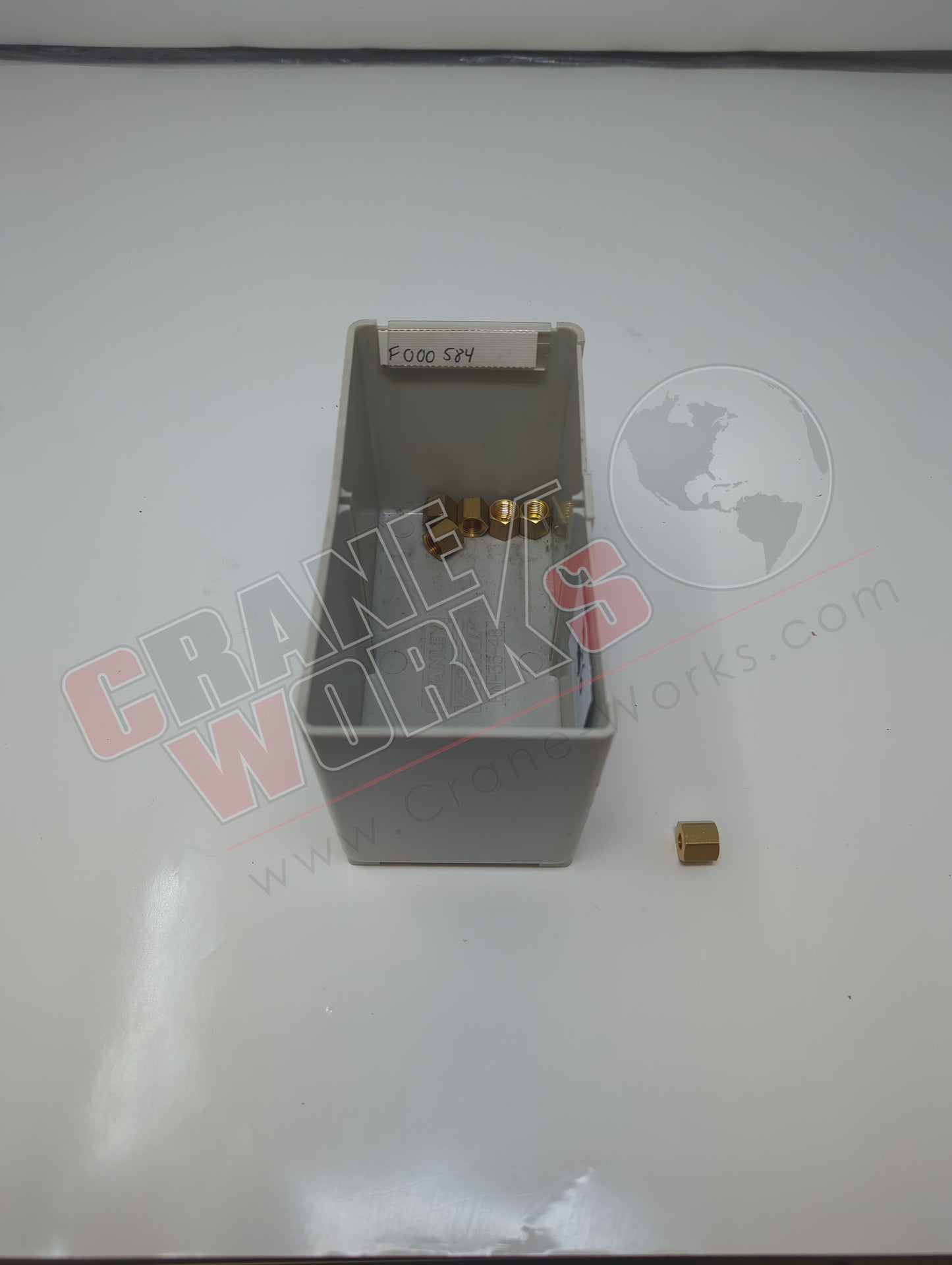 F000584 | New Conn Nut 3/16