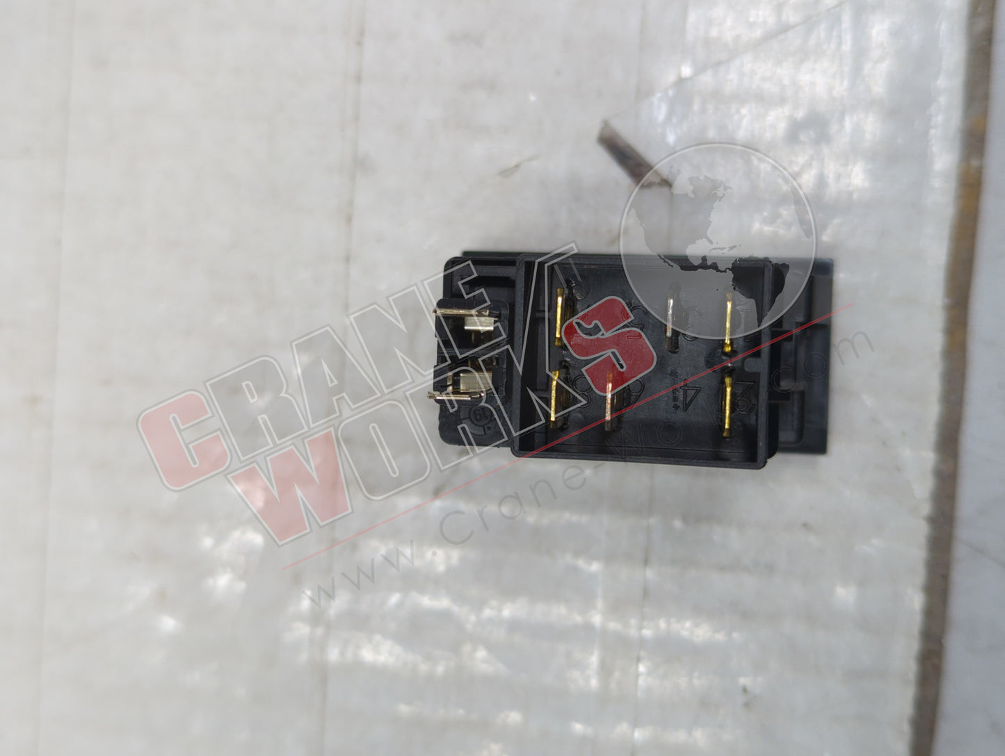 J734068 | New Switch