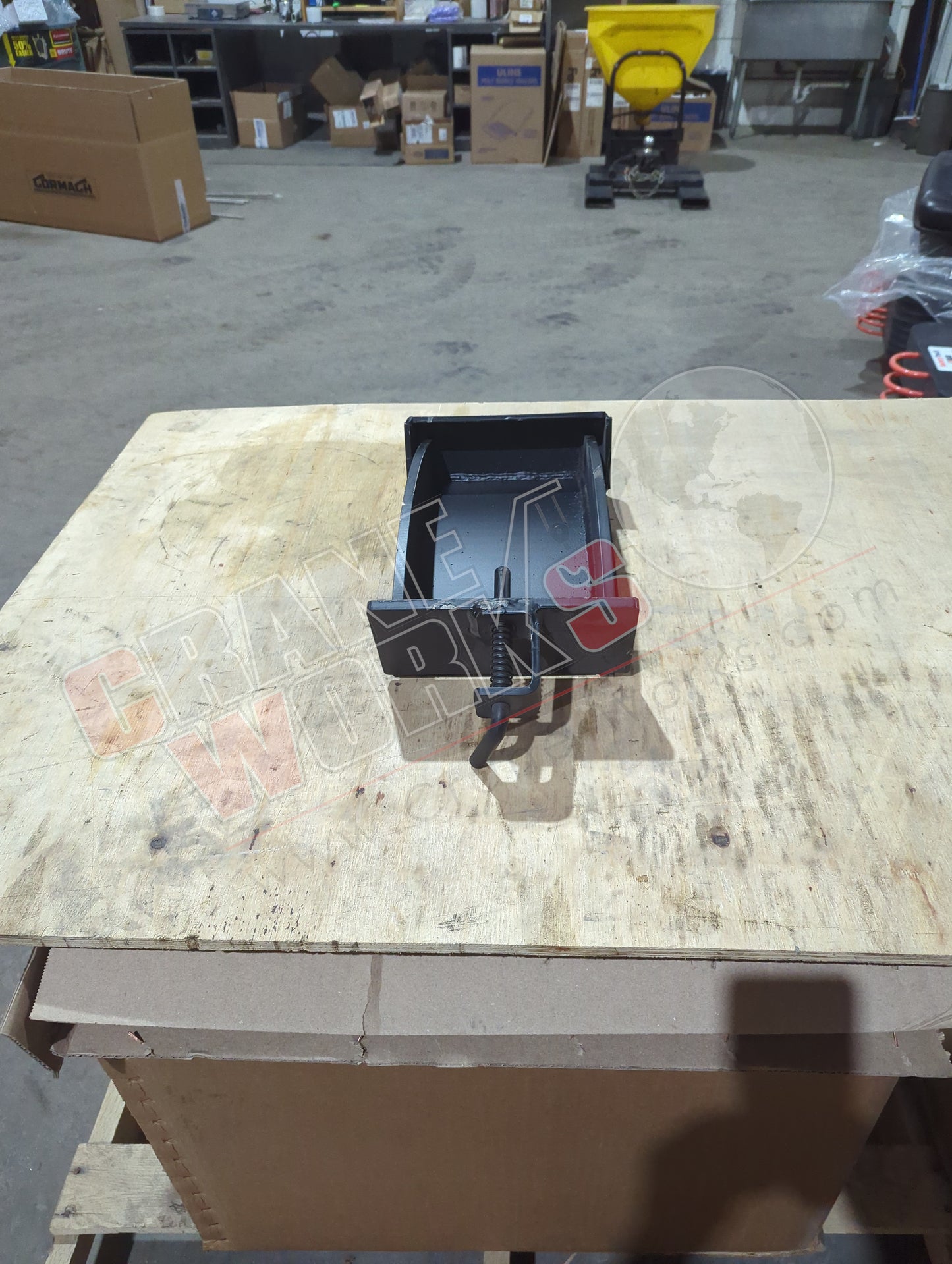 P548P741C | New Prowler Clip On Spacer