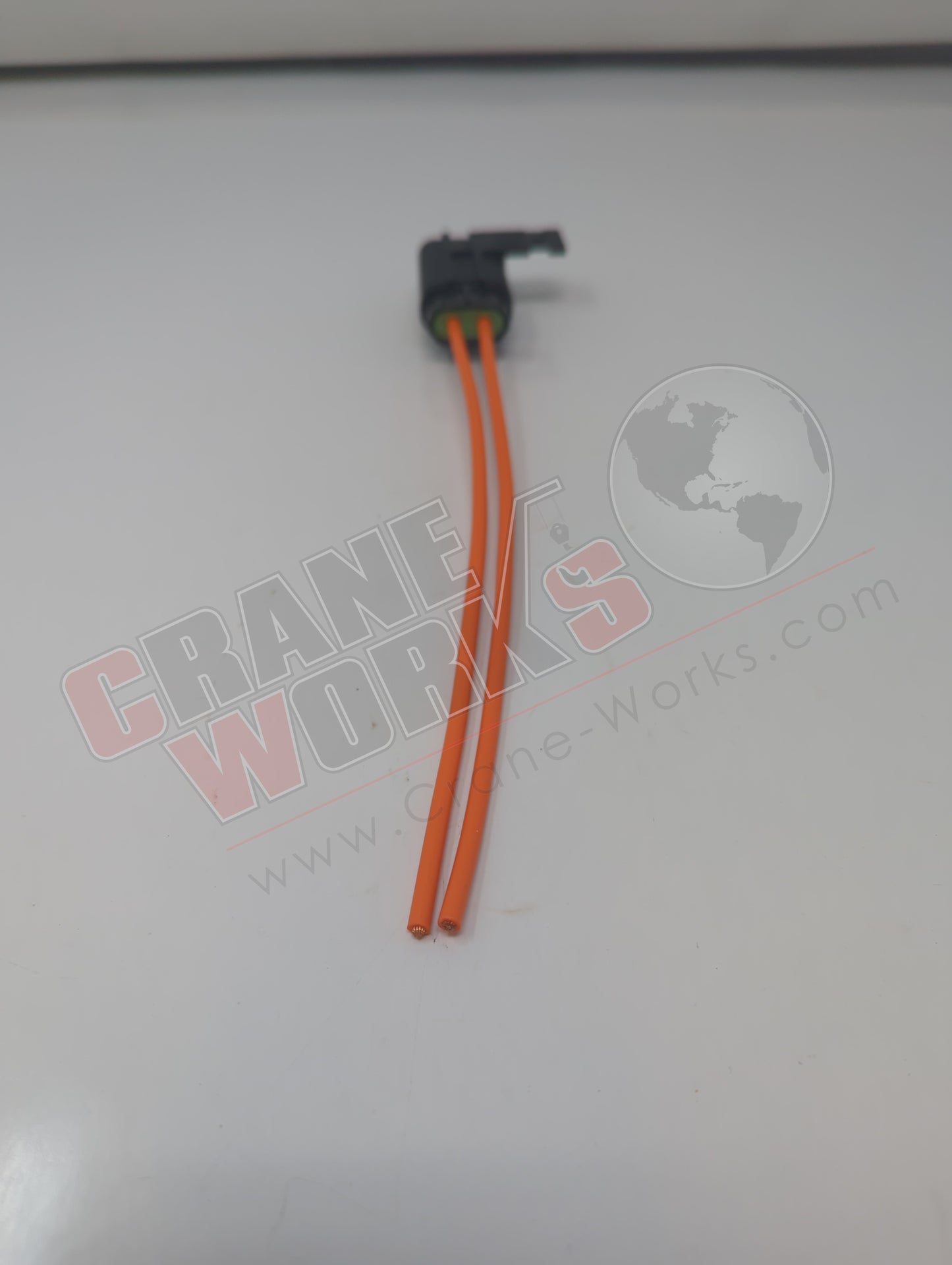Picture of 46033, a  New Fuse Holder, angle 3.