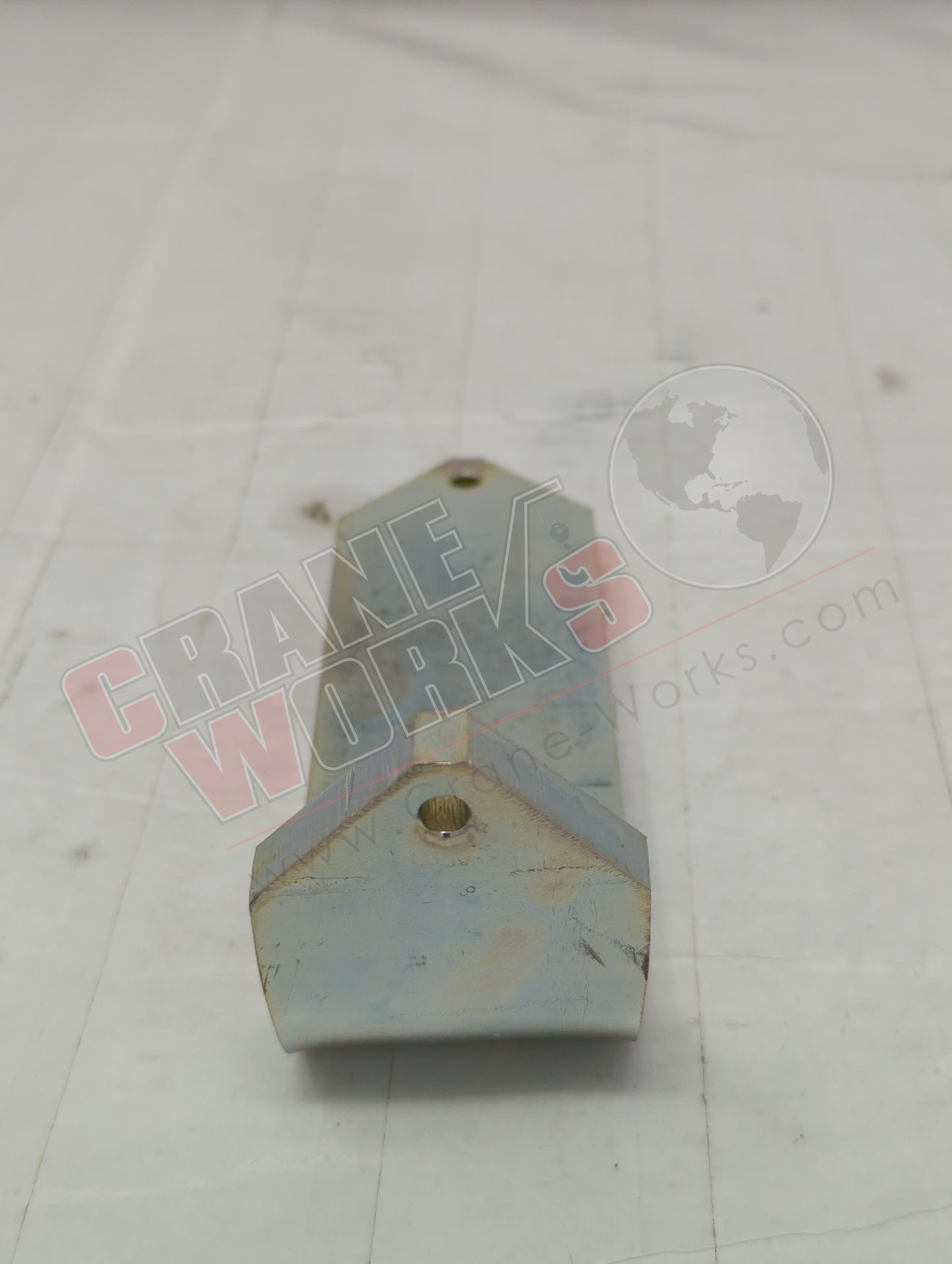 T162322 | New Dolly Lock Bracket