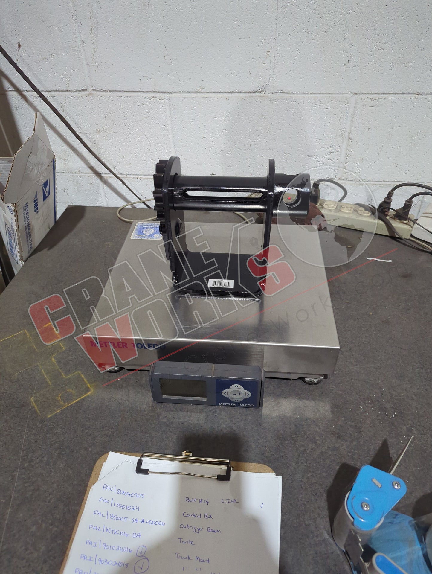 1765 | New Sliding Winch Long