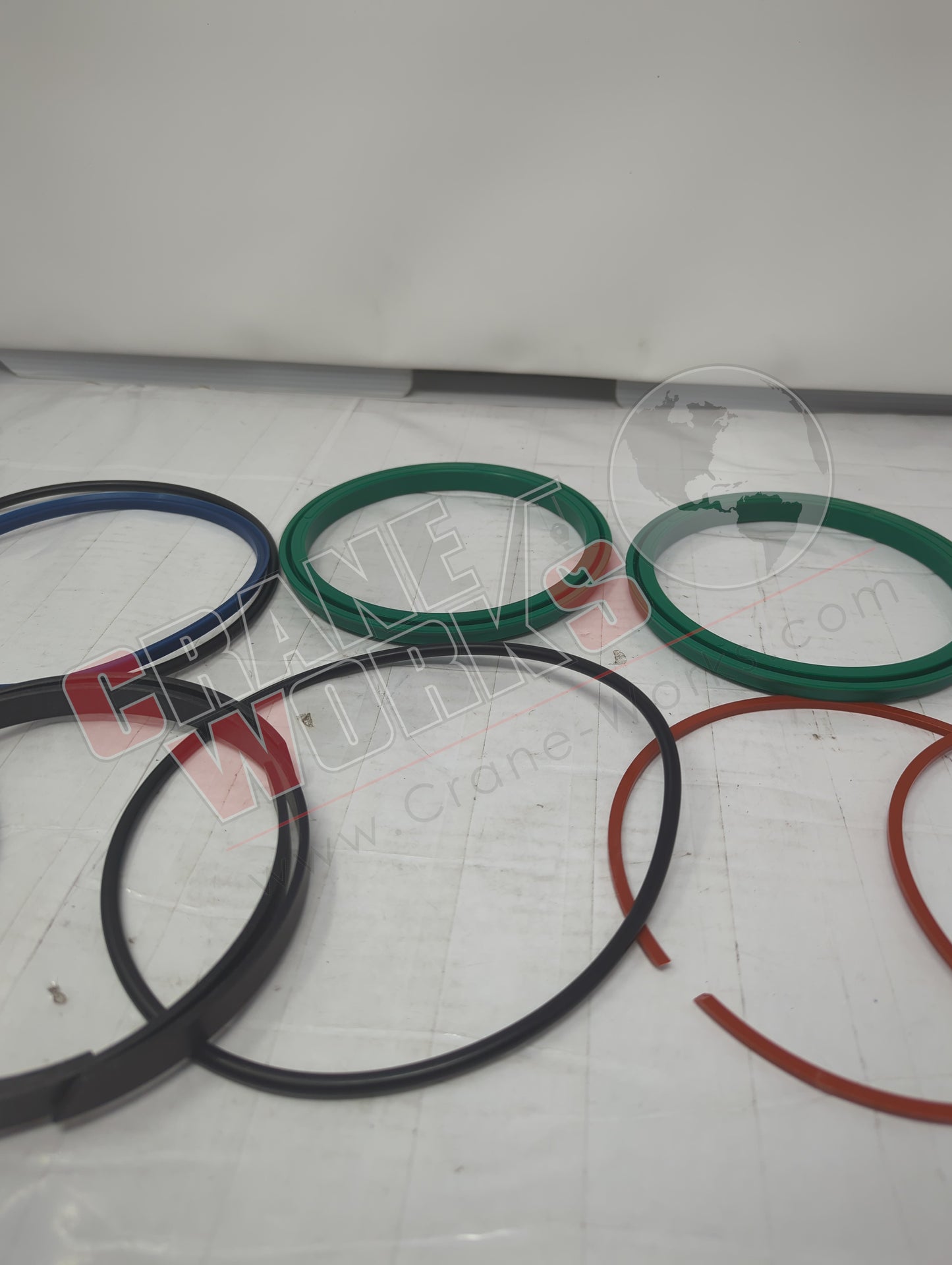 280484000 | New Seal Kit For Slewing System