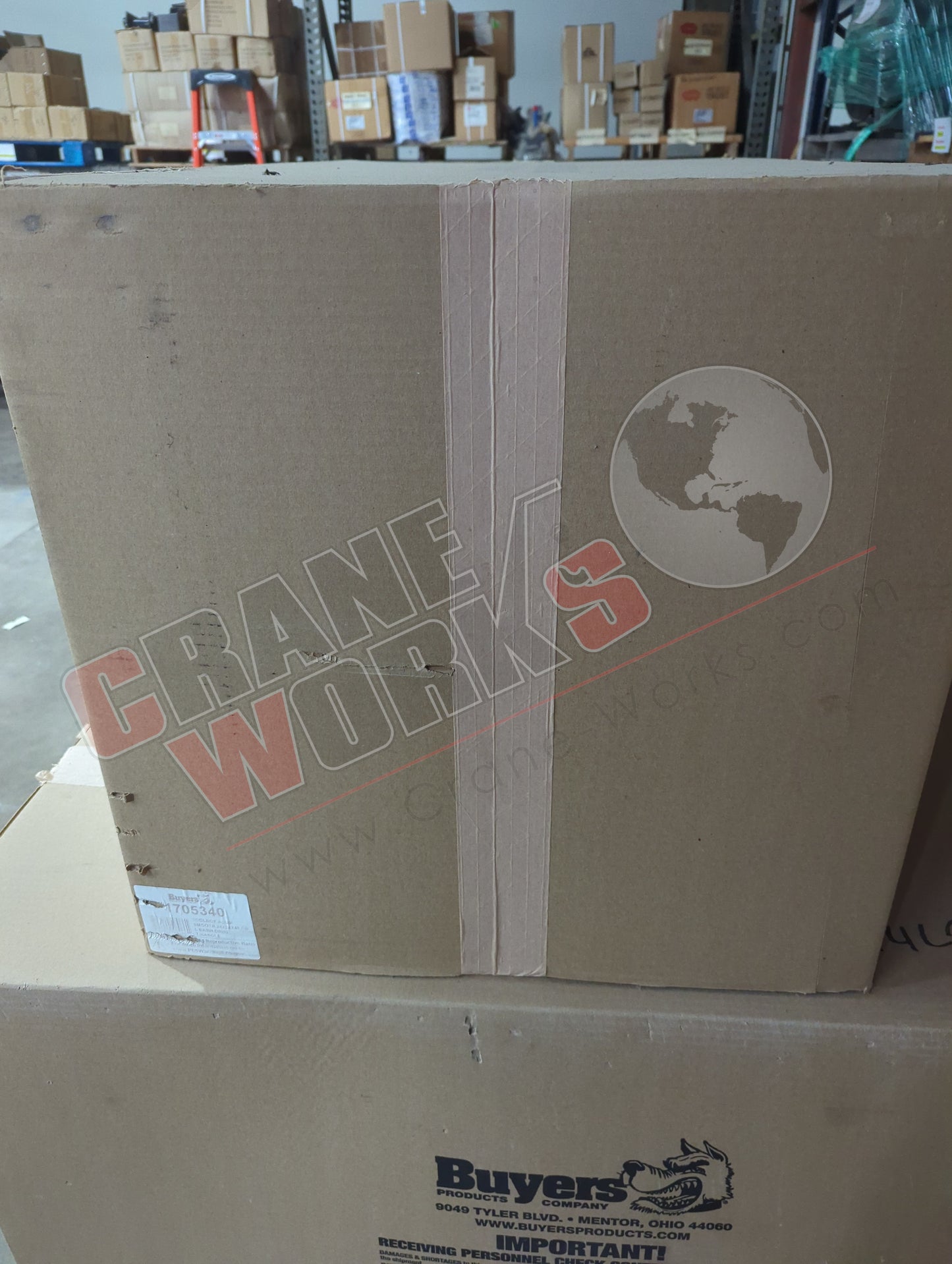 1705340 | New 24X24X48 Alum Tool Box Barn Door Smooth