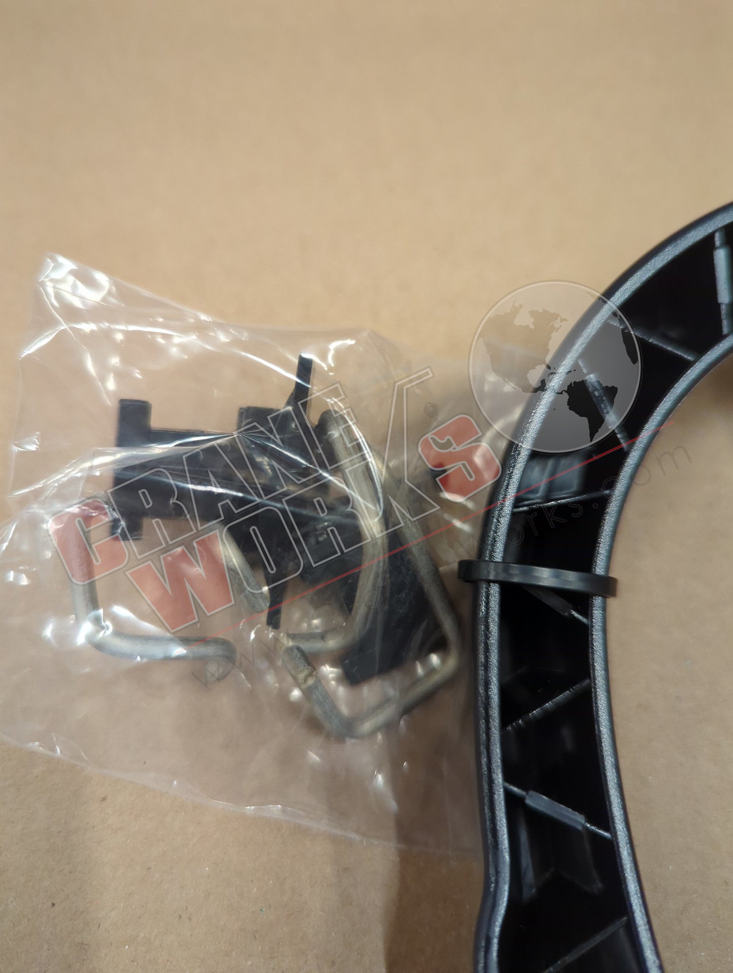 102237 | New Protective Frame Mini W/O Black Bar