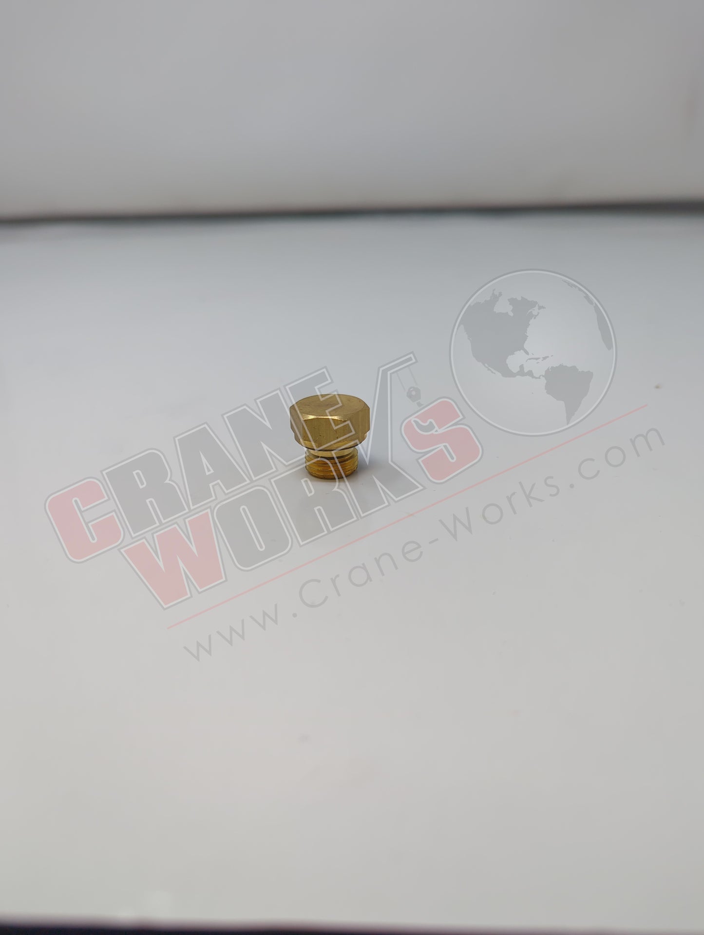 F104837 | New Mainline Plug