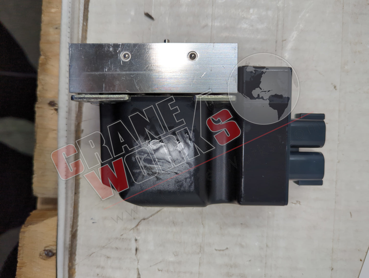 08240650 | New Danfoss Actuator Main Boom Extension