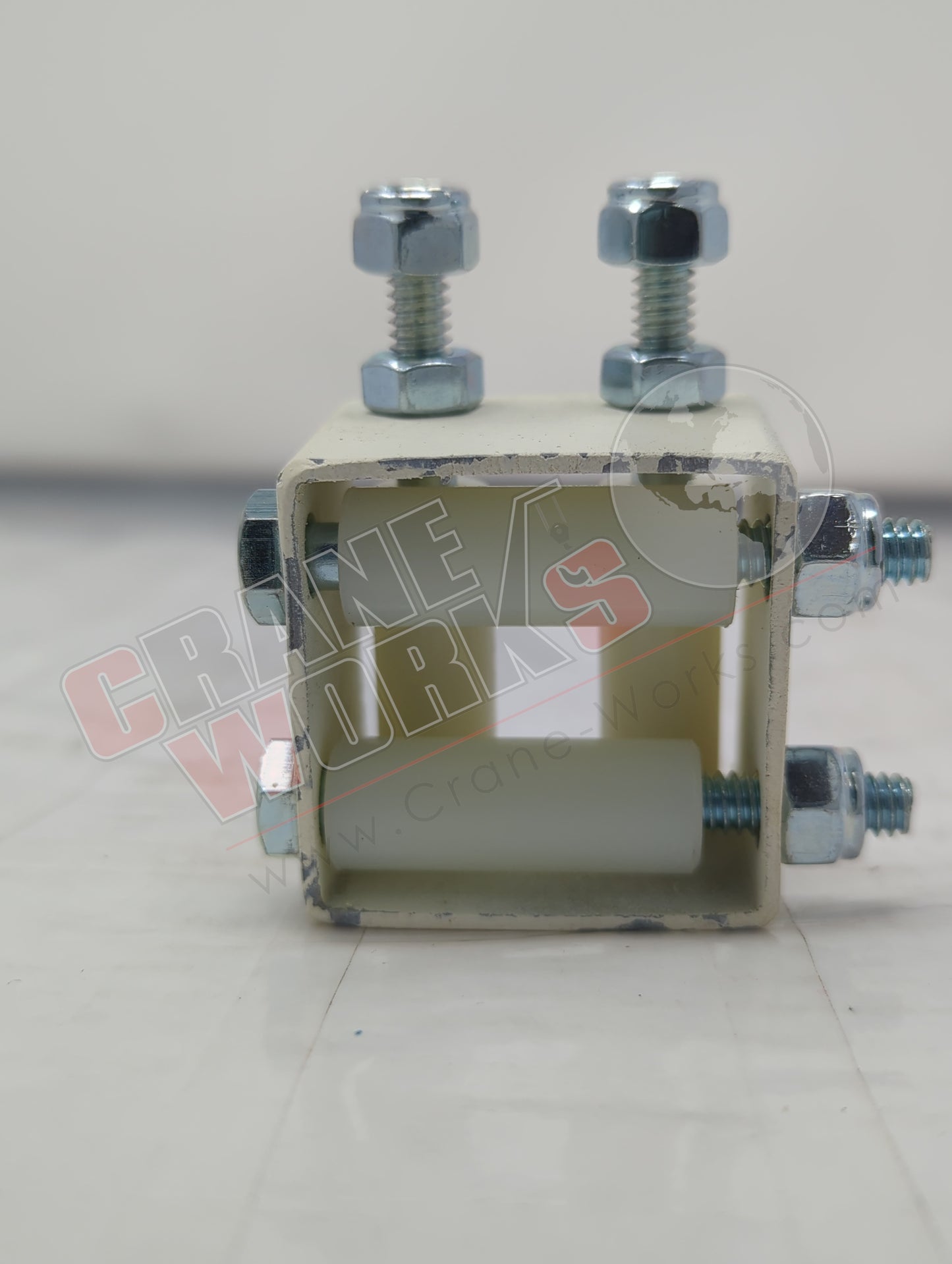 203305 | New Guide Assy, Roller