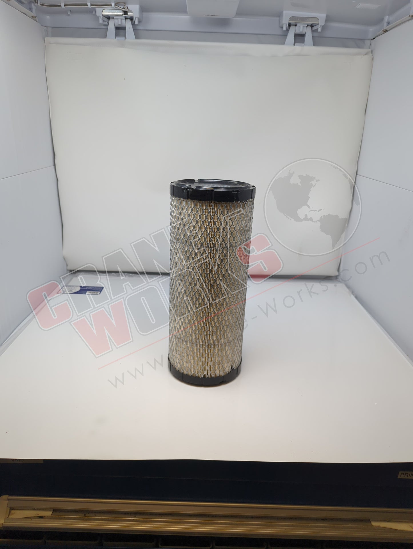 P822768 | New Air Filter