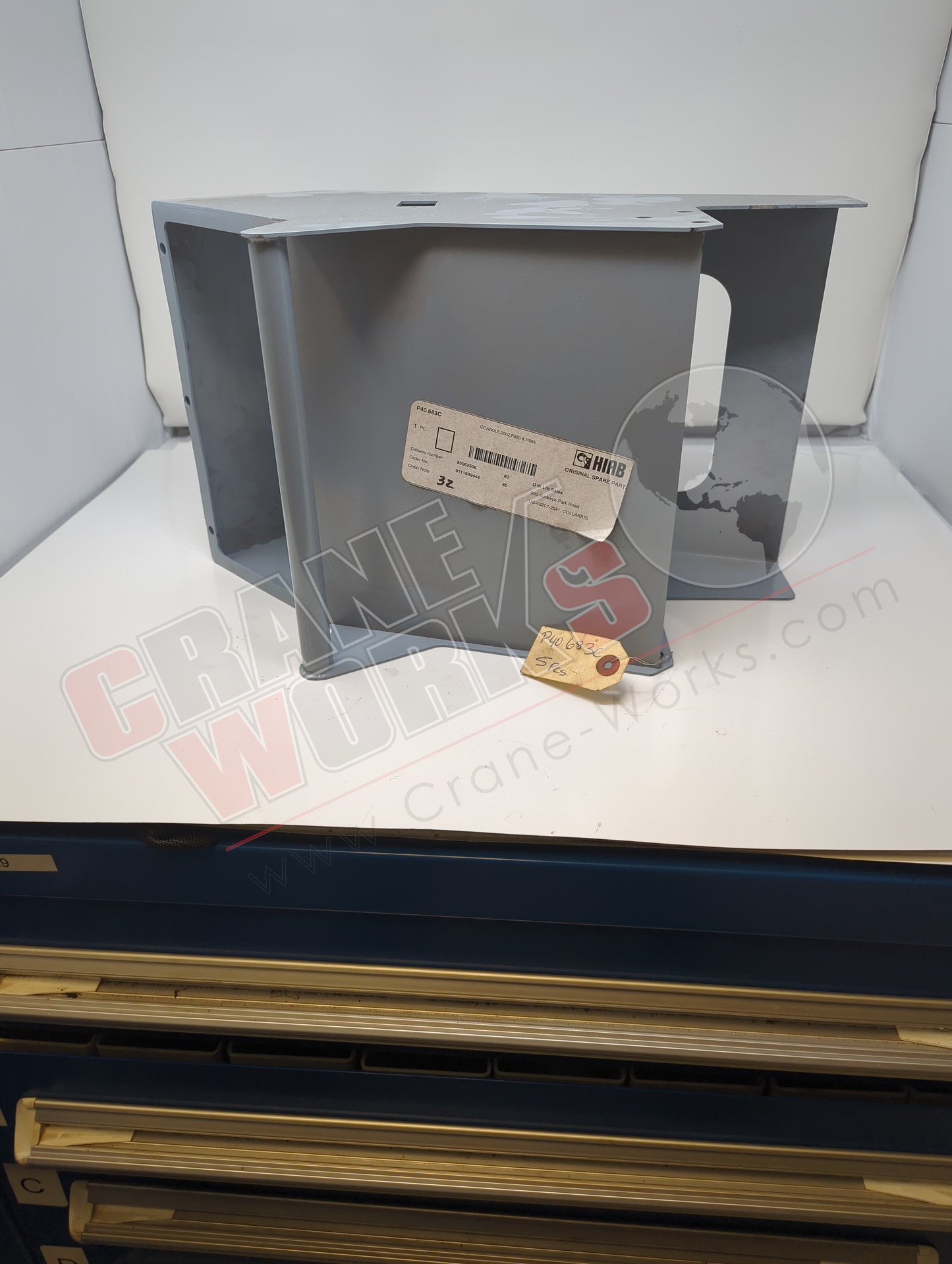 P40.683C | New Panel, Console Pb50