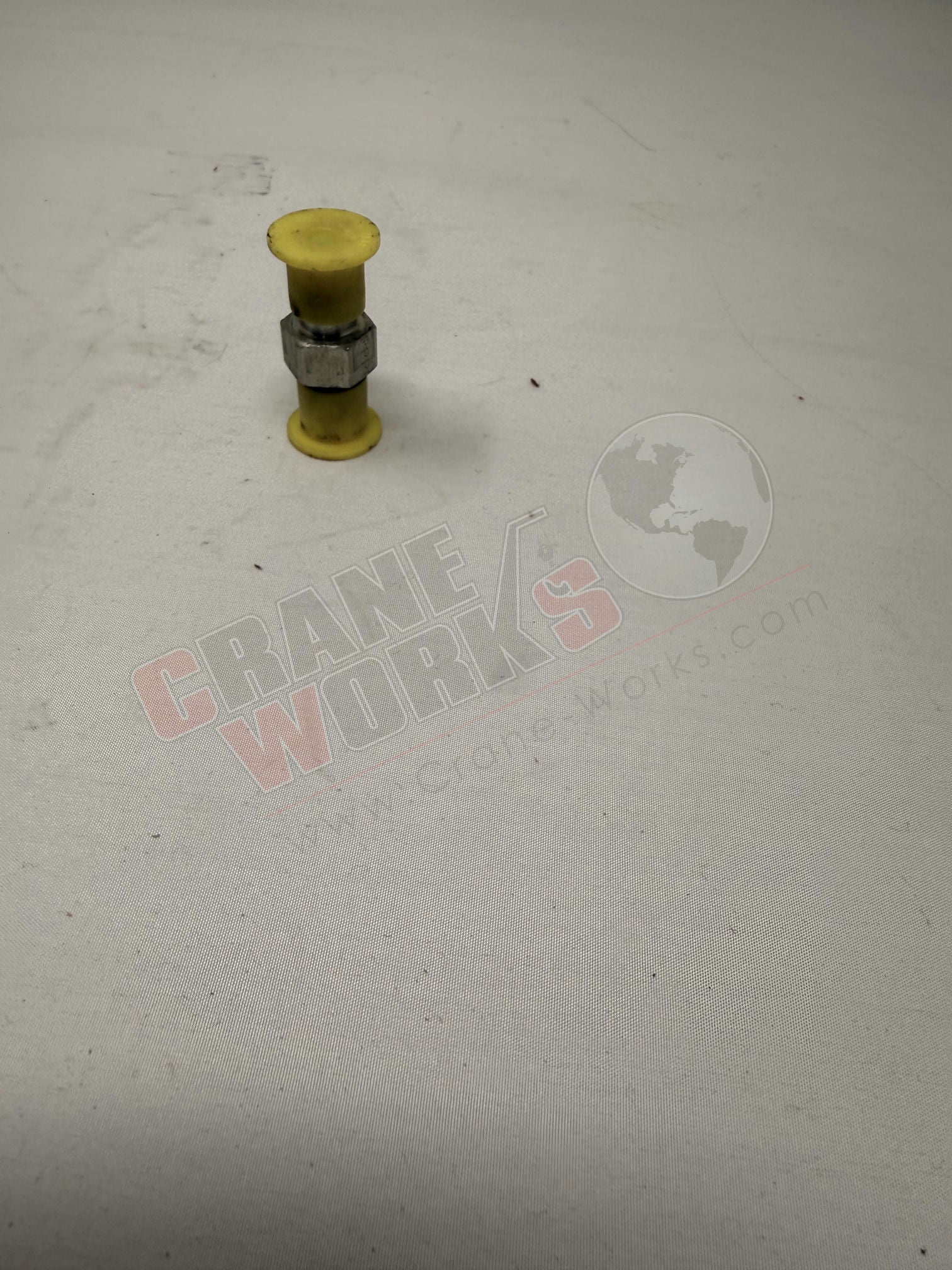 Picture of 4-6 F5Ox-S, a  New Straight Thread Connector, angle 2.