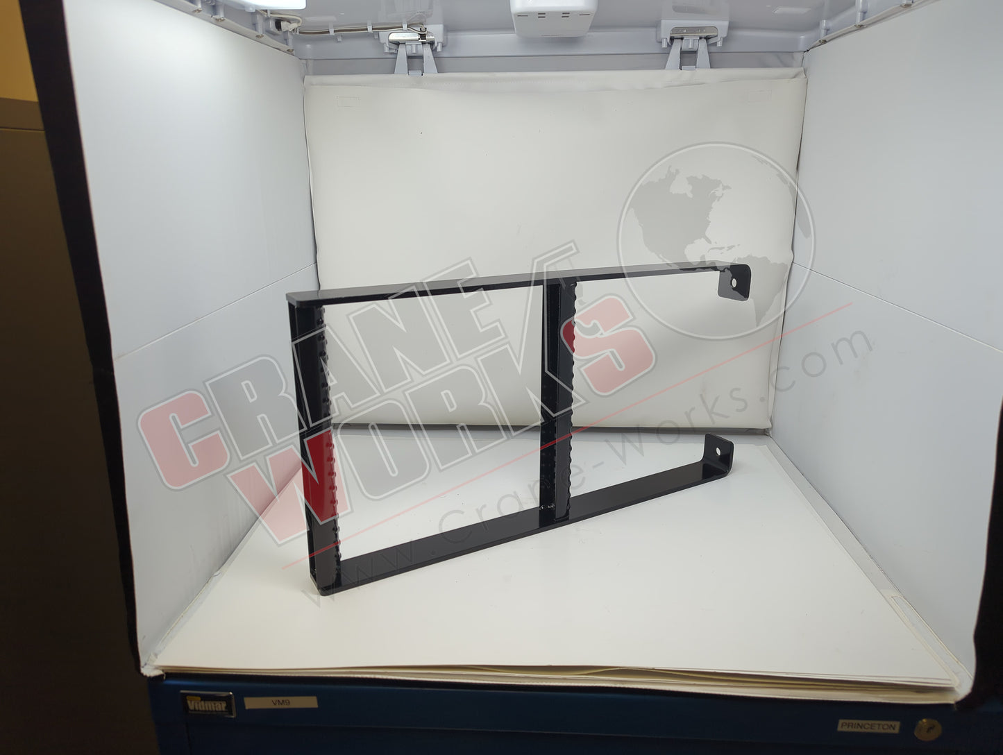 5232412 | New 2 Rung Truck Step