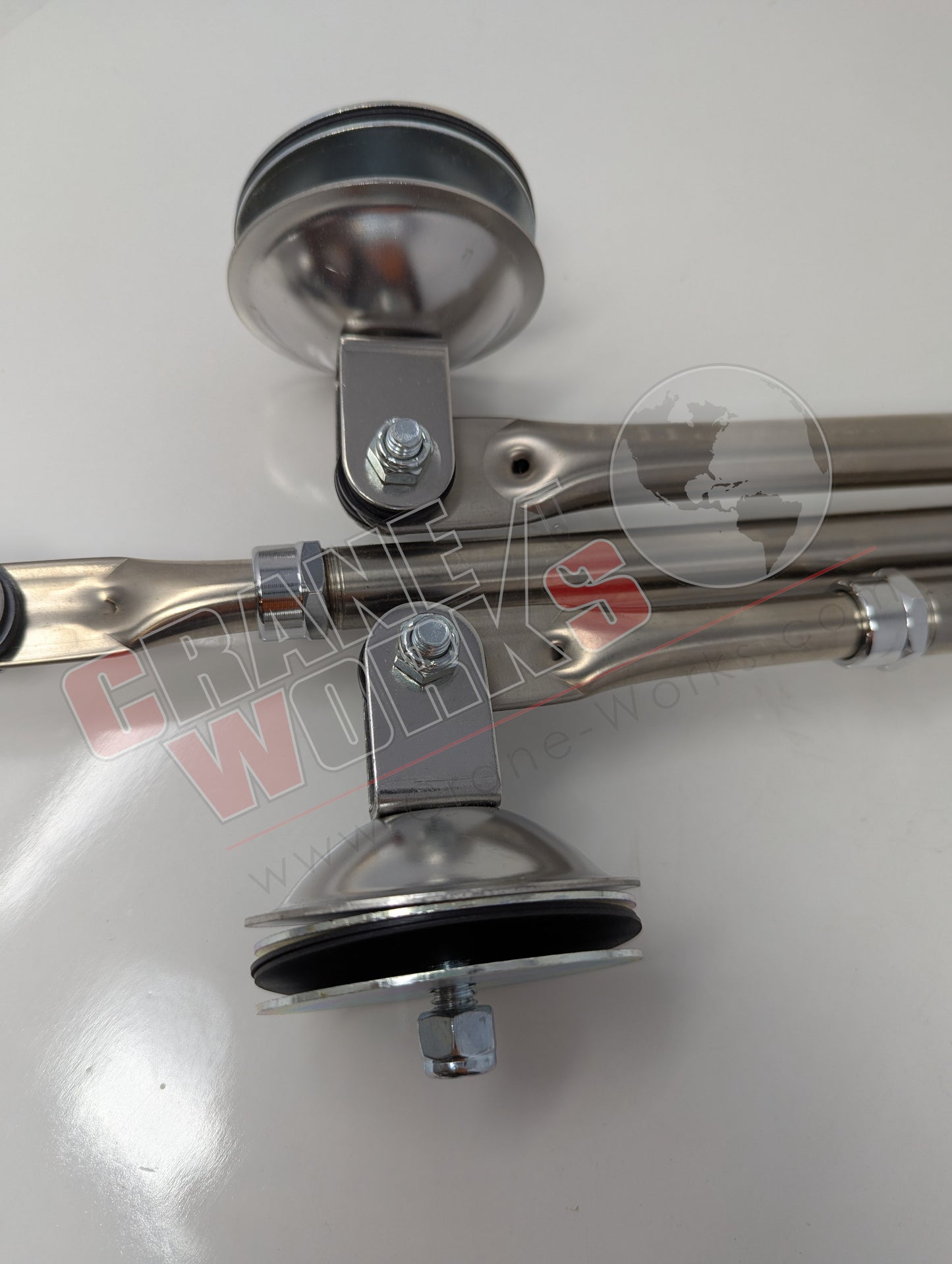 604677 | New Tripod Mirror Brackets