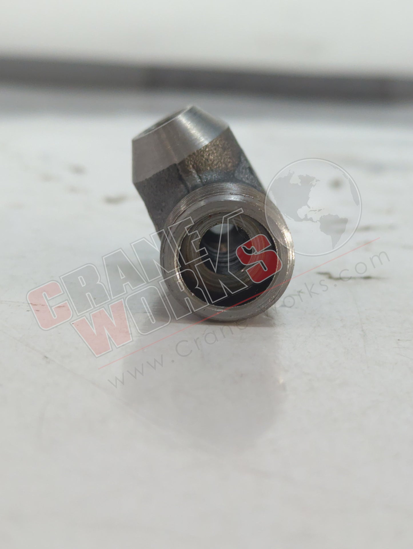 EA1394 | New Cylinder Port