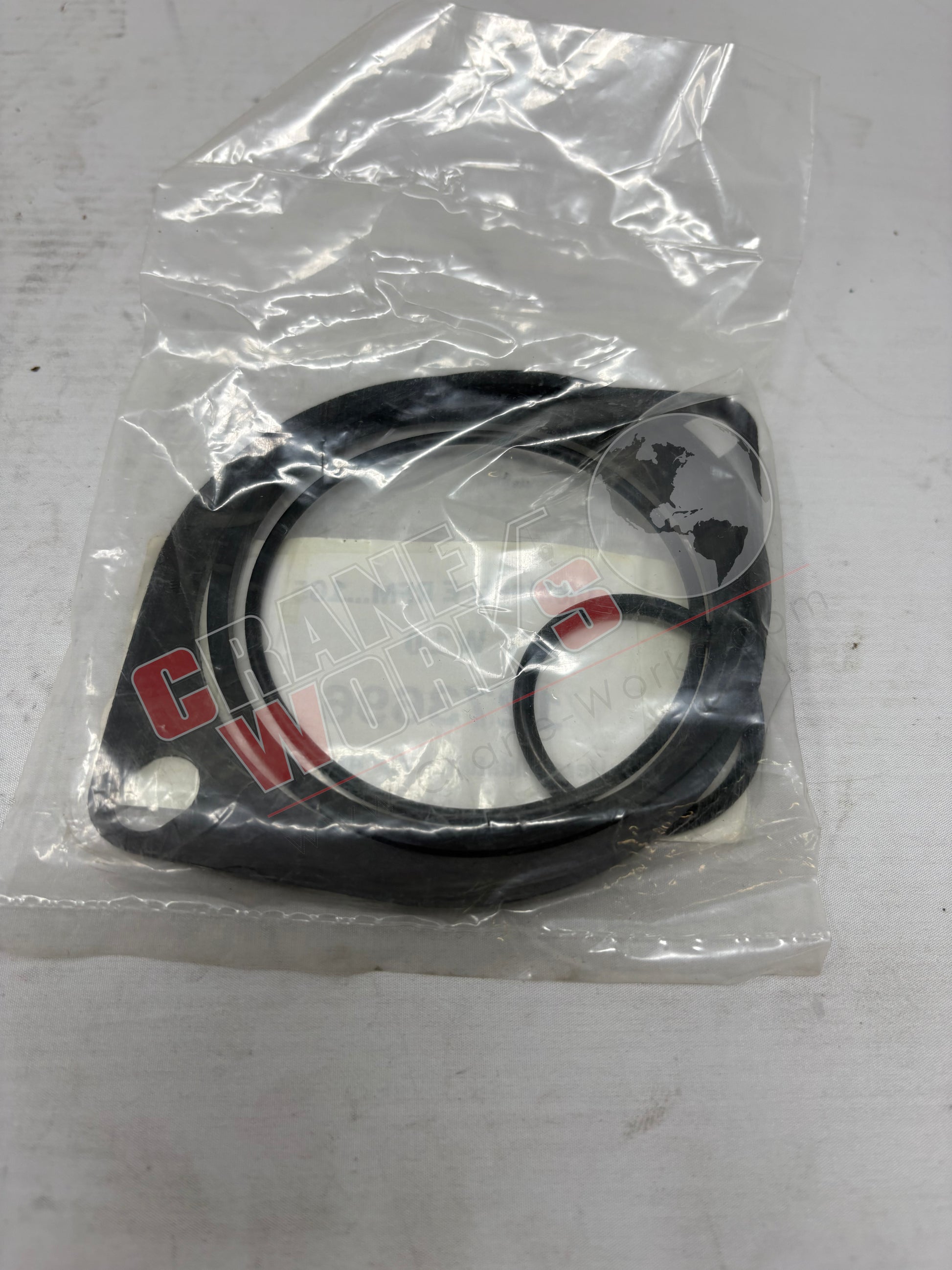 Picture of 94740649512, a  New Seal Kit For Hyd Tank Ret Oil Filter, angle 2.