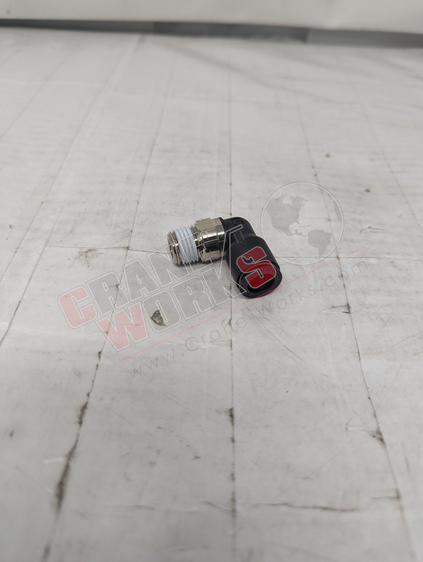 Picture of 48619126, a  New Fitting, Push-To-Connect,Elbow,3/8" Tube,1/4"Mnpt, angle 3.