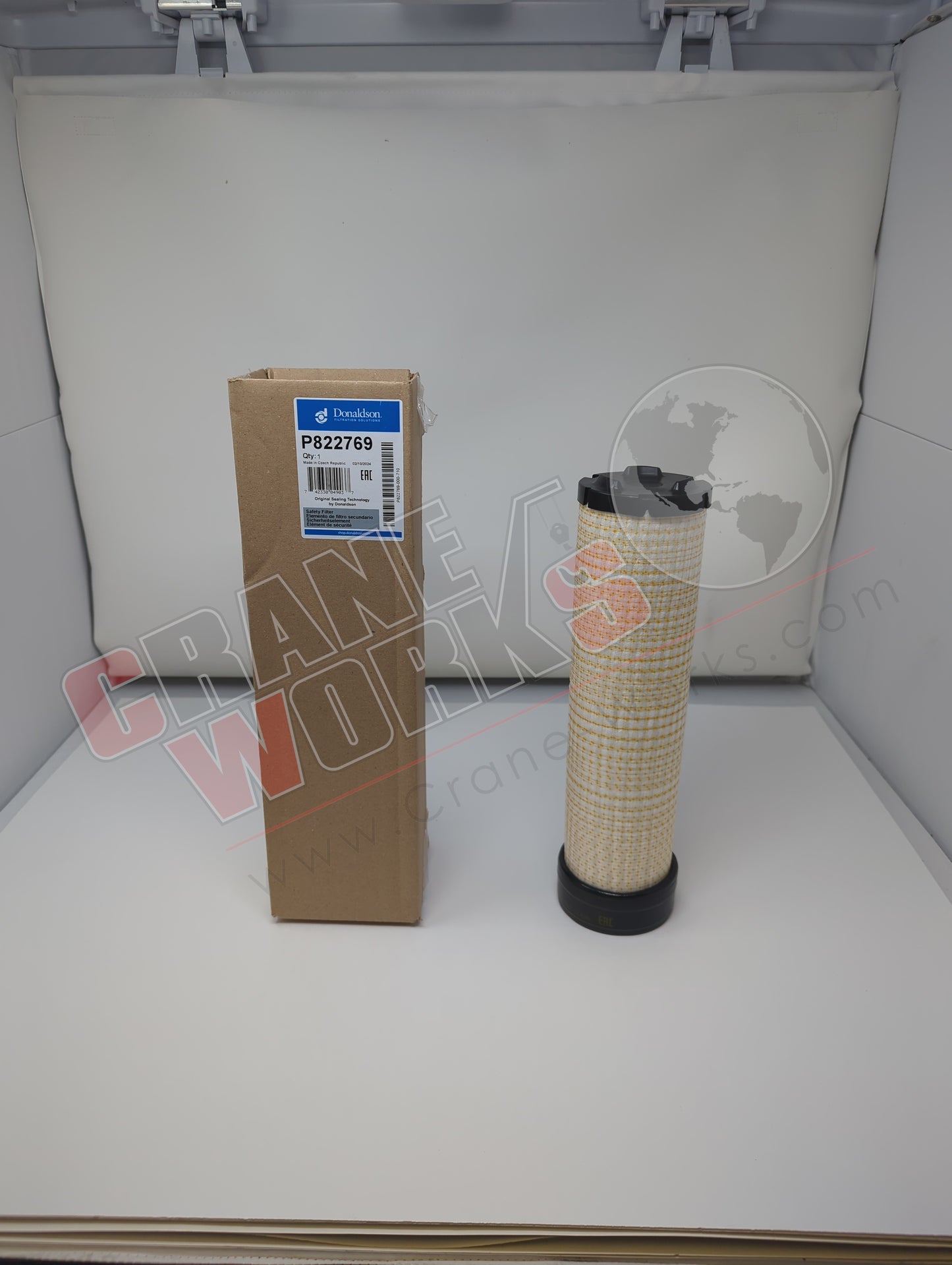 P822769 | New Air Filter