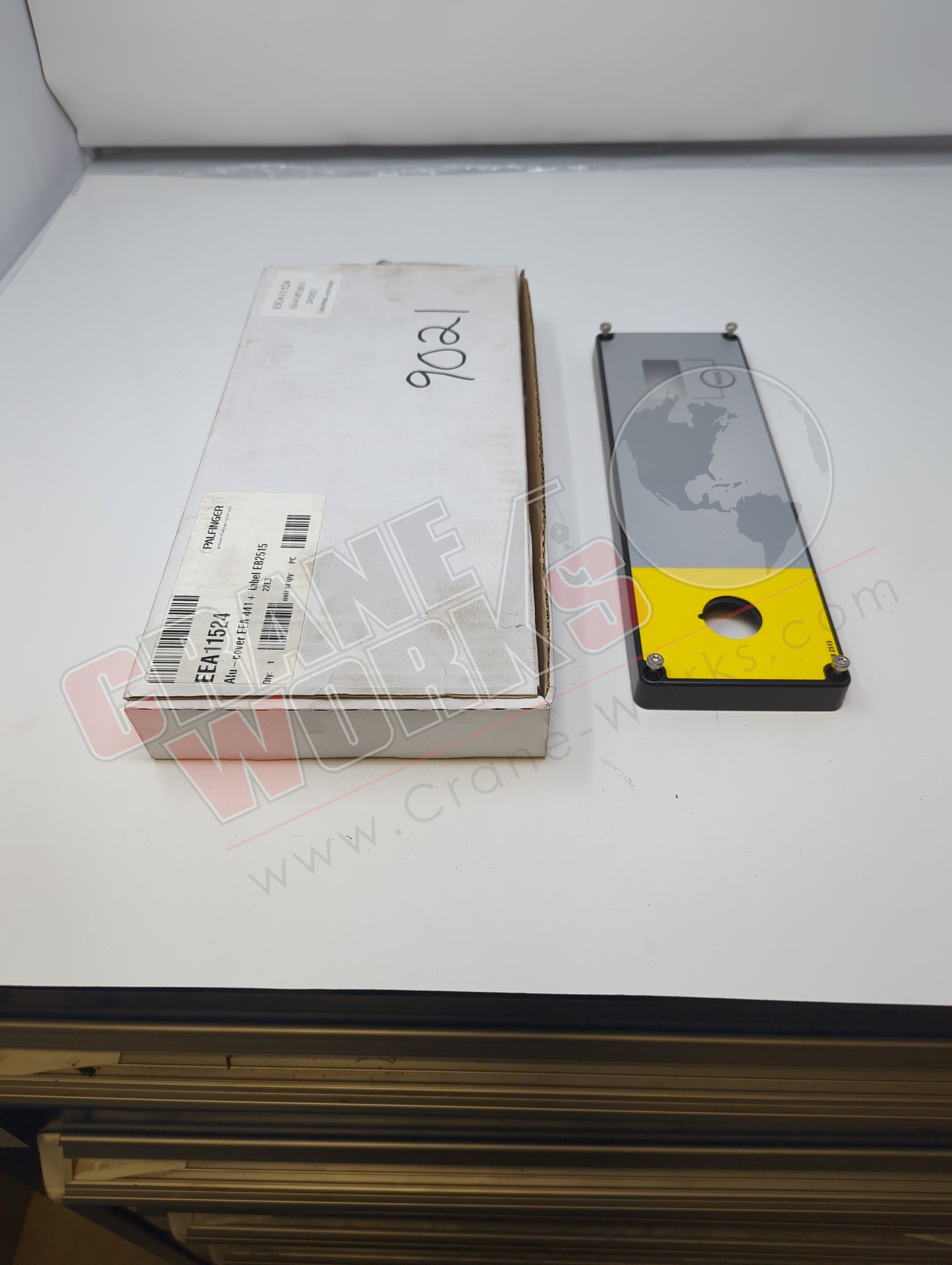 EEA11524 | New Cover & Shield