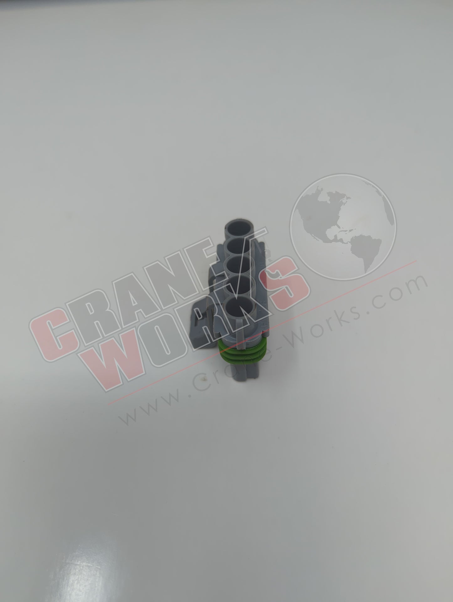 38069 | New Female Connector