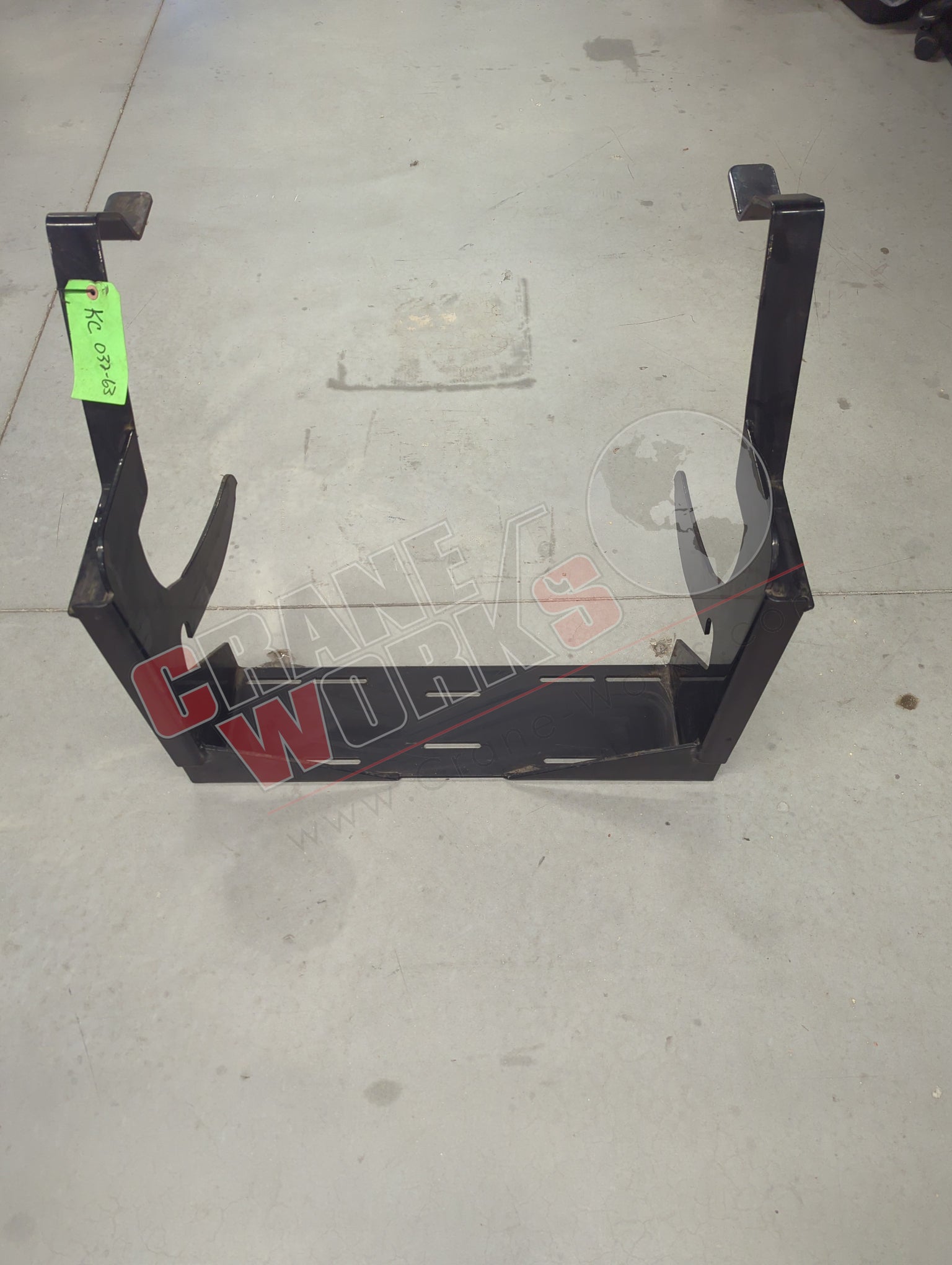 Picture of Kc 032-63, a  New Cart Holder Residential Bracke.