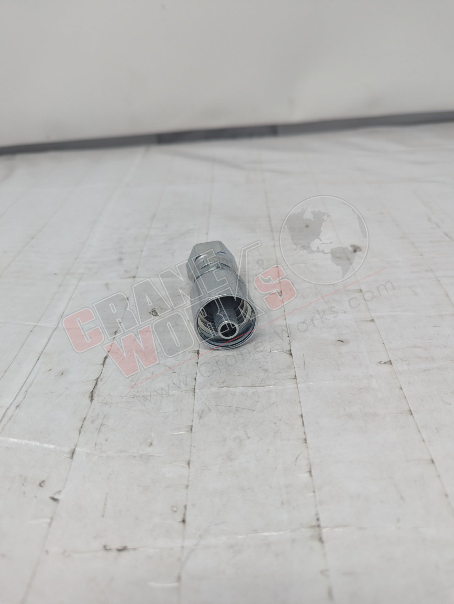 Picture of Kp80003, a  New 1/2" Tube X 3/8" Hose, Fem Seal Lok Swivel, angle 2.