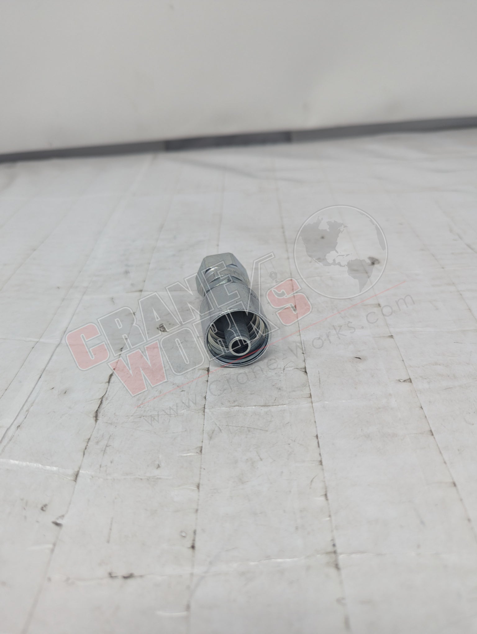 Picture of Kp80003, a  New 1/2" Tube X 3/8" Hose, Fem Seal Lok Swivel, angle 2.