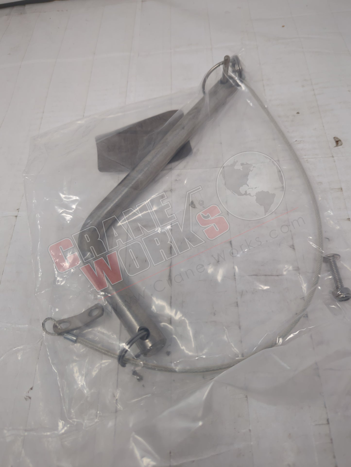 Picture of 90024968, a  New Retaining Pin W/ Tether, angle 2.