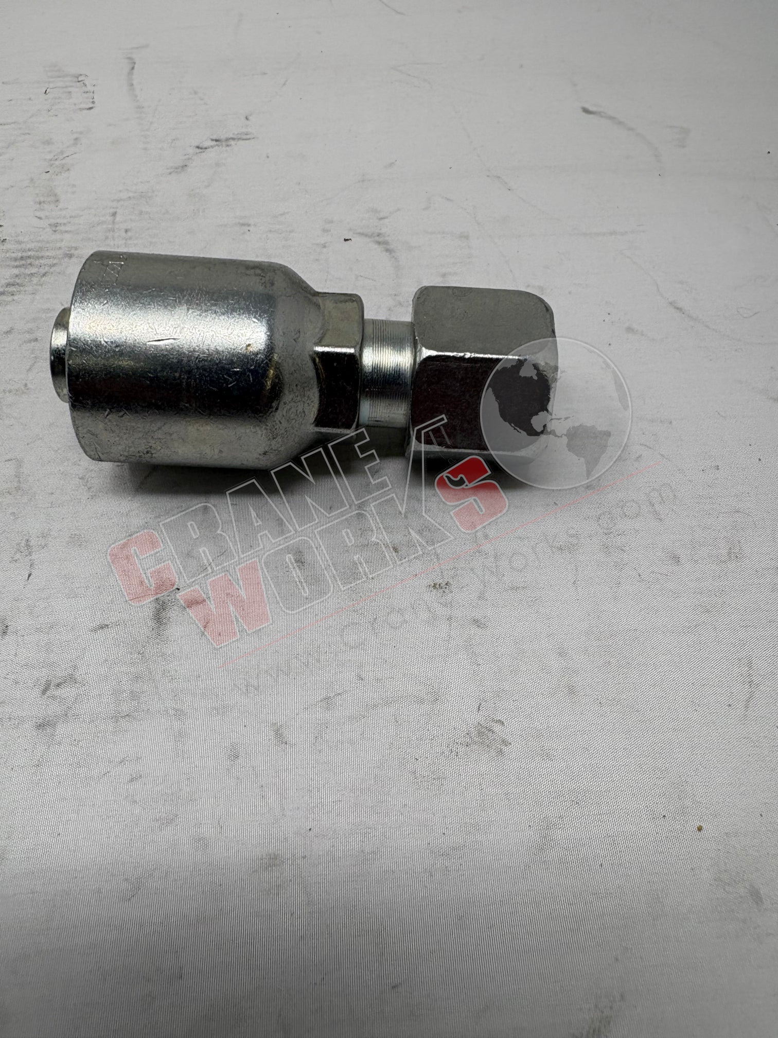Picture of 10643-12-12, a  New -12Fj X -12 Hose, angle 3.