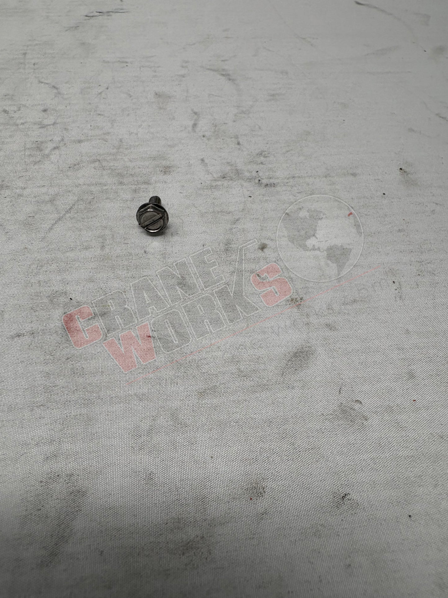 Picture of 6609119.500, a  New Screws (12 Per 6609119), angle 4.