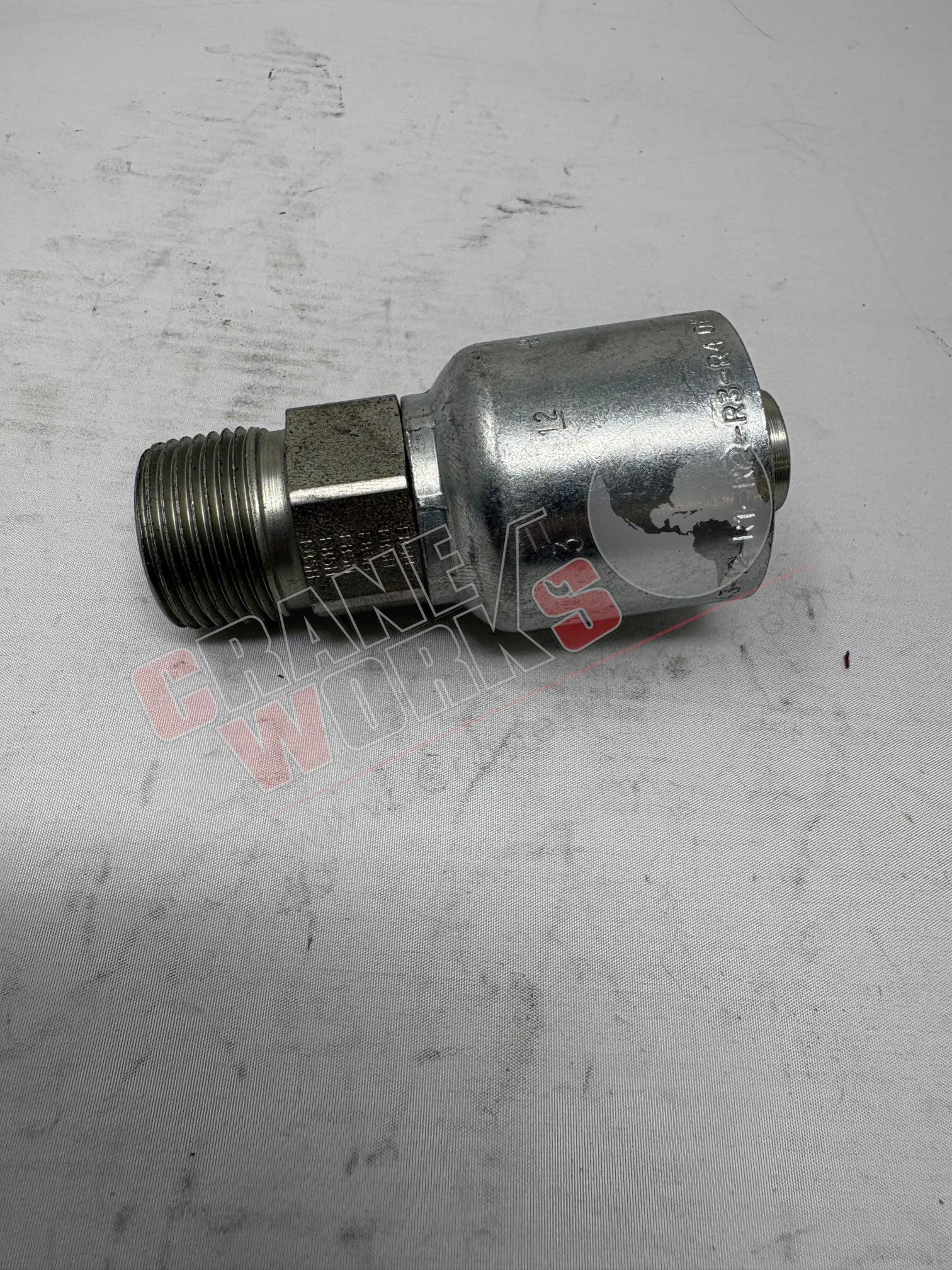 Picture of 10143-12-12, a  New -12Mp X -12 Hose, angle 2.