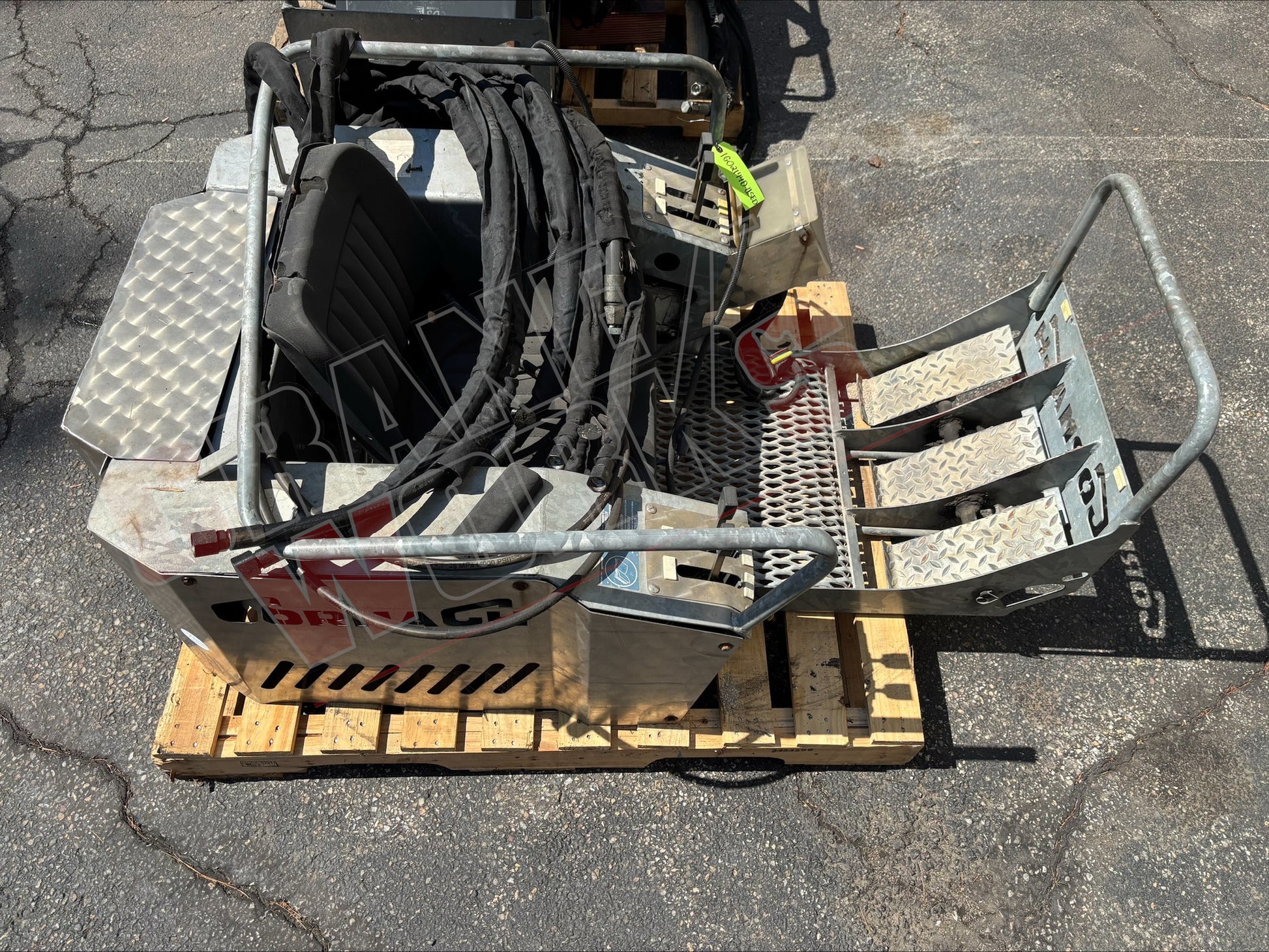 Picture of 1G02144D-Used, a  Used Top Seat.