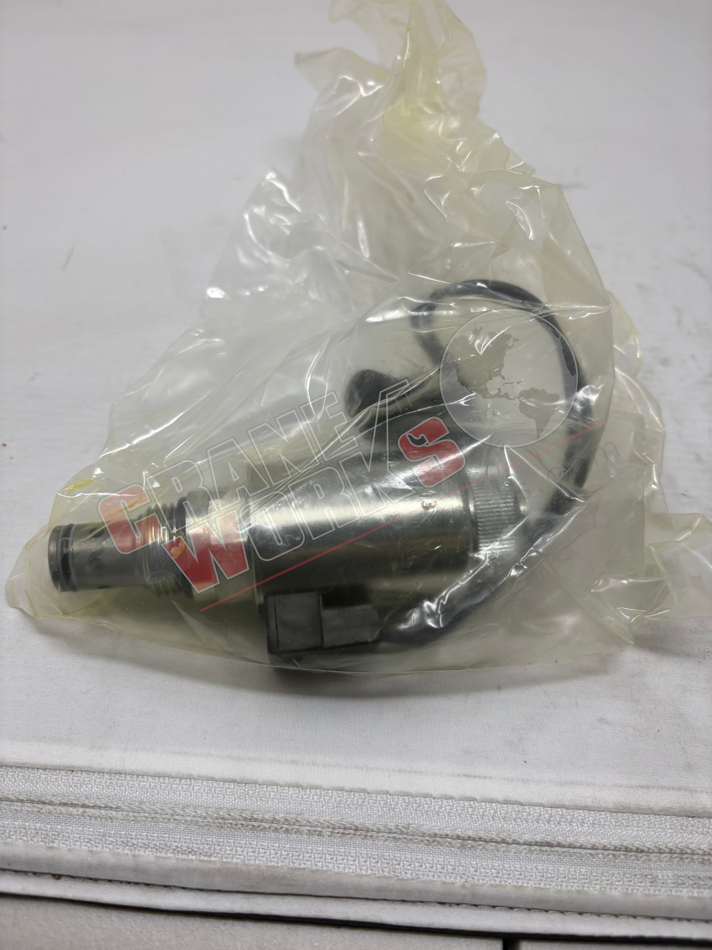 Picture of 4500129, a  New Valve Poppet, angle 3.