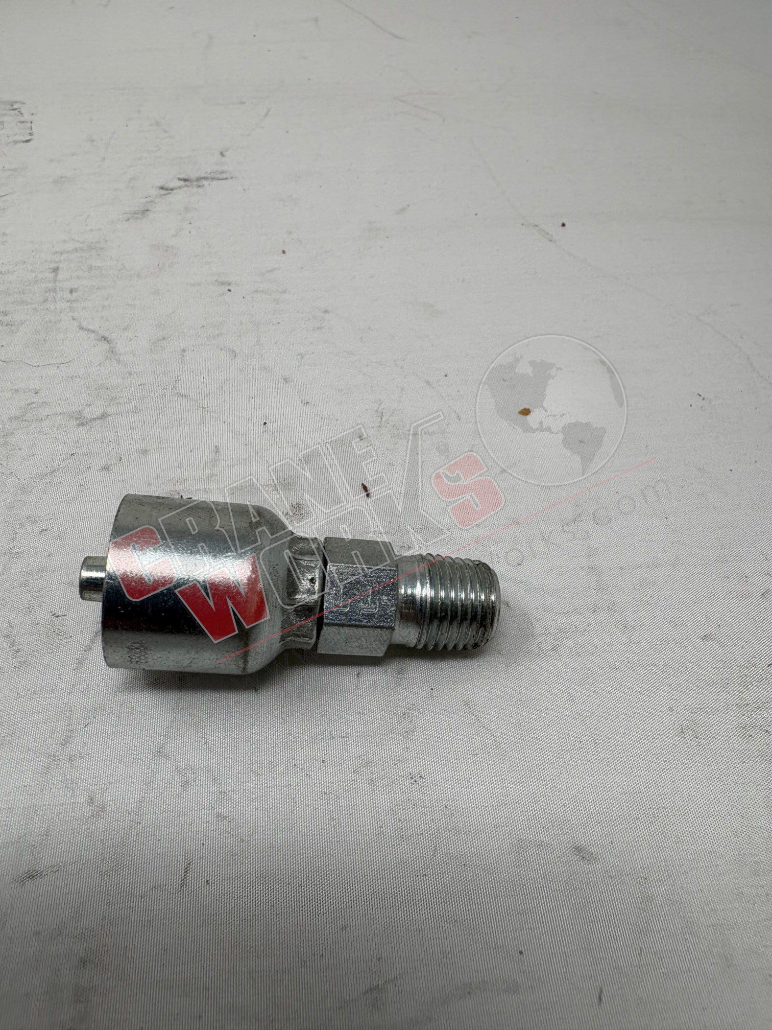 Picture of 10143-04-04, a  New -4Mp X -4 Hose, angle 2.