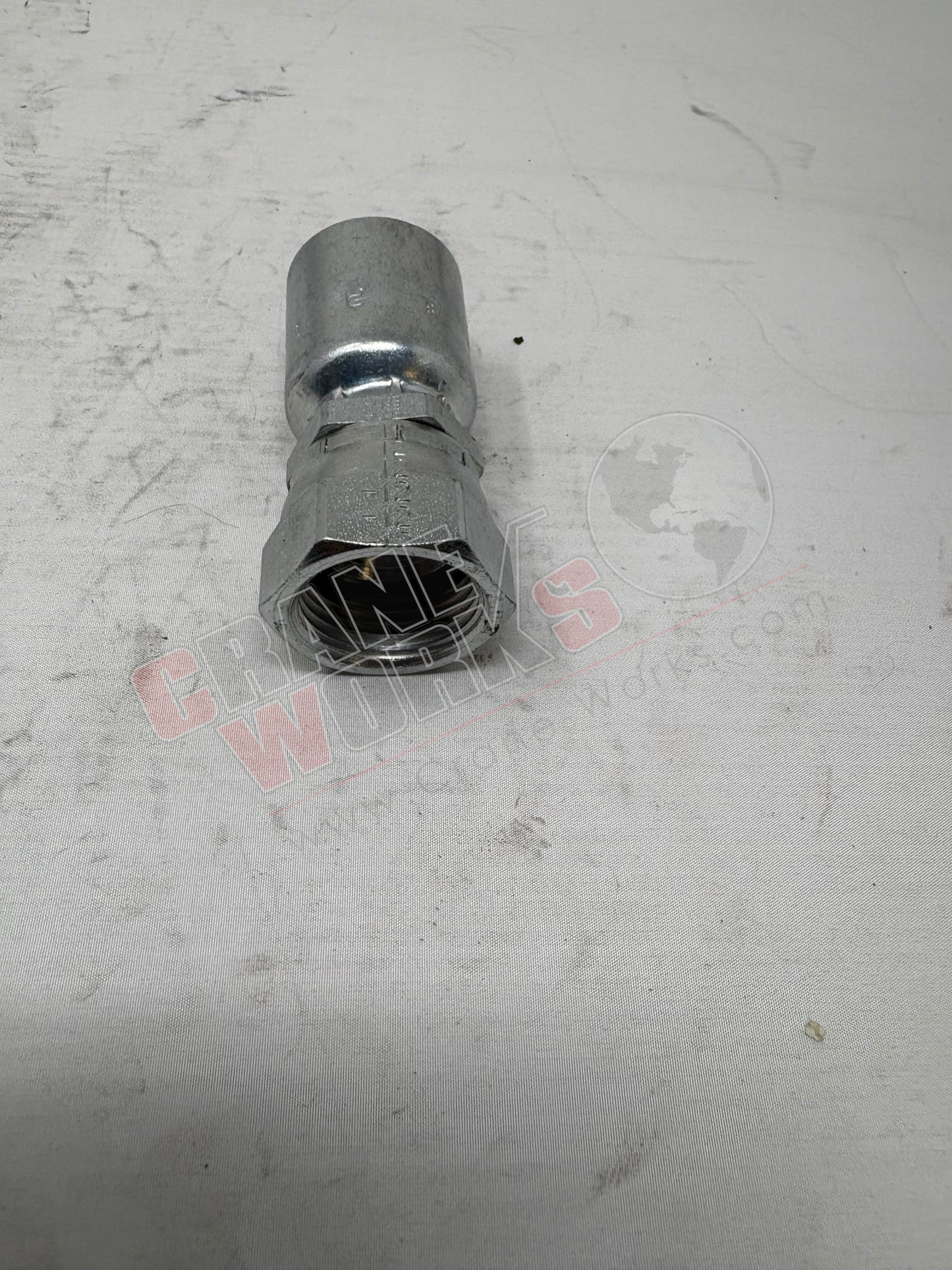 Picture of 10643-12-08, a  New -12 Fem Ti -8 Hose Strt, angle 3.