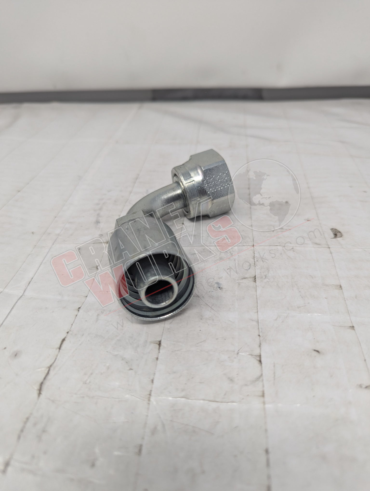 Picture of Kp80031, a  New 3/4 Tube X 5/8 Hose, 90Dg.Seal-Lok Elbo, angle 3.