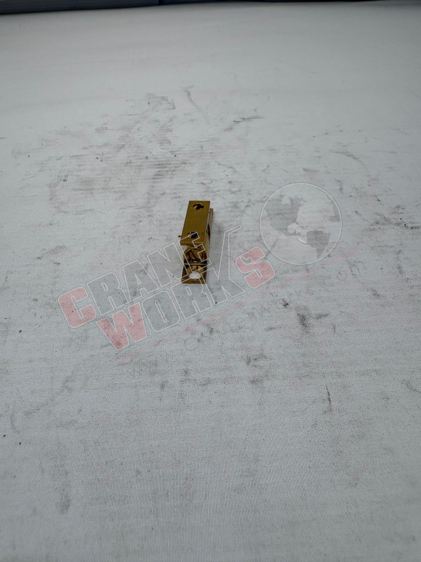 Picture of 94747802912, a  New Hinge, angle 3.