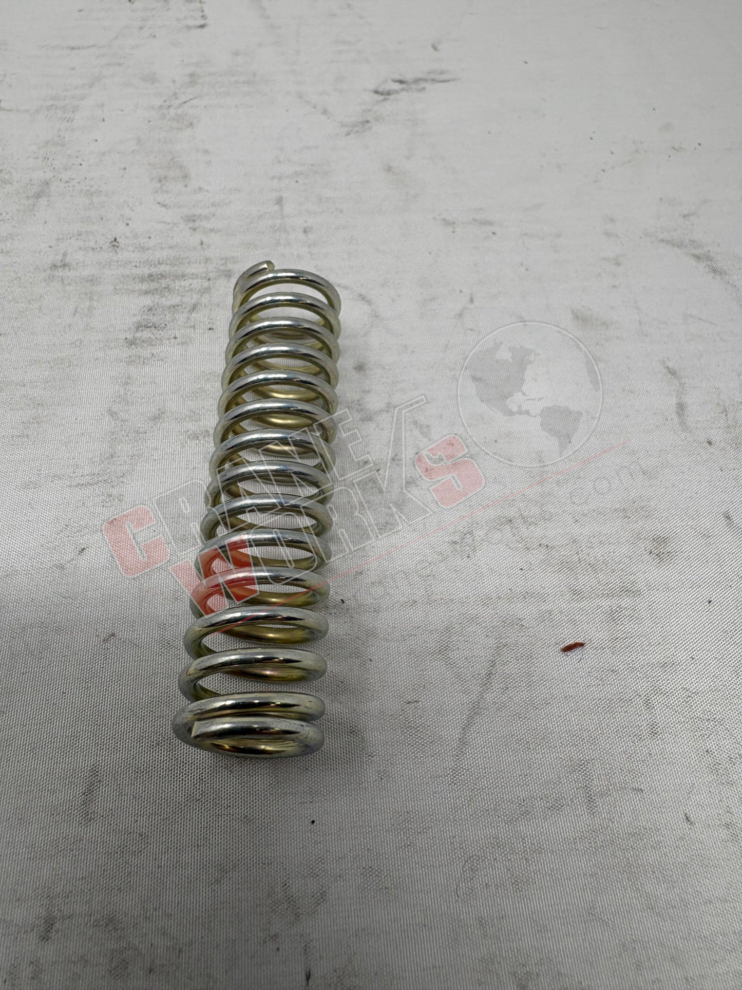 Picture of 70146096, a  New Spring 5/8 X2.5X14Ga, angle 2.
