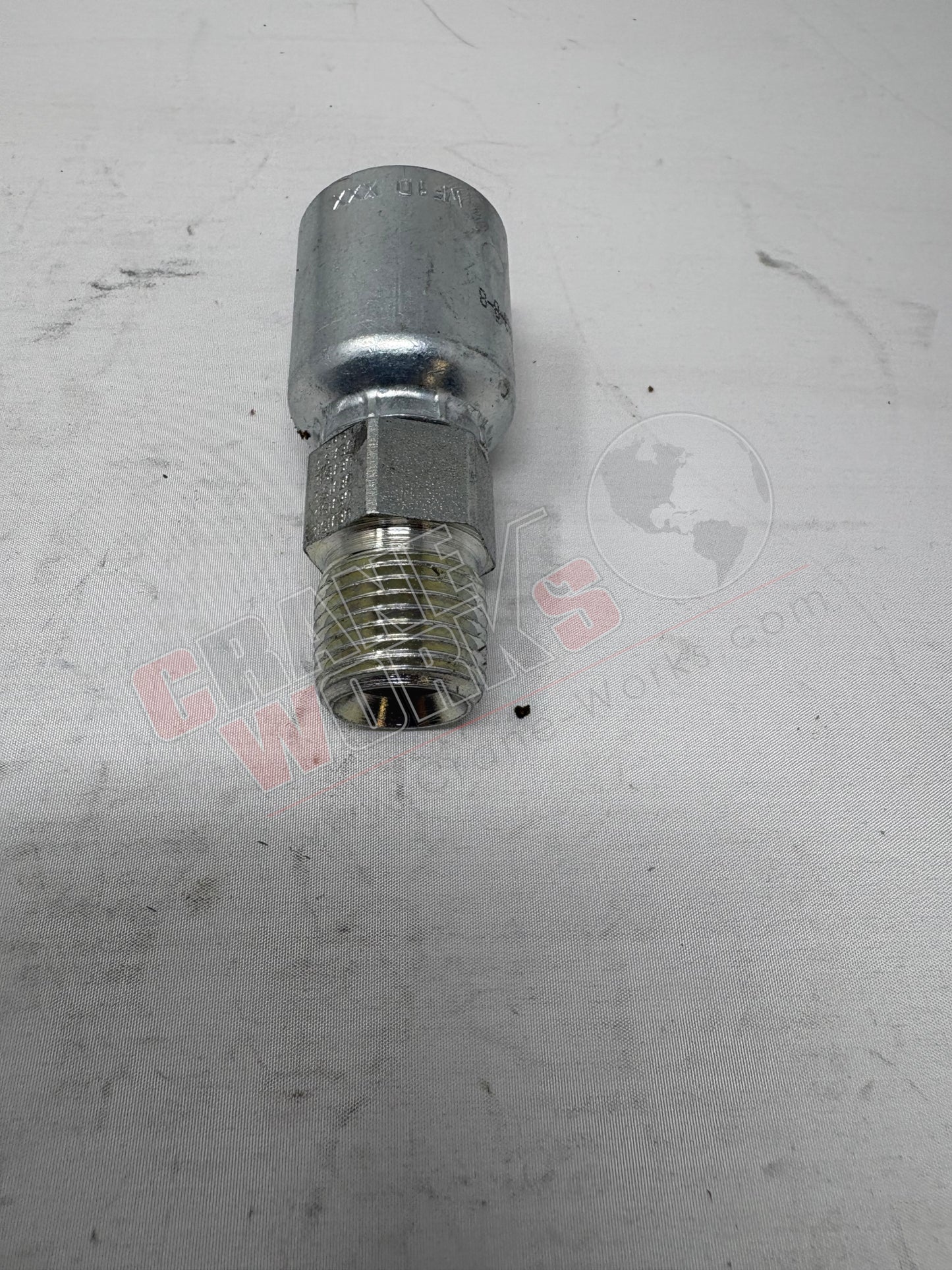 Picture of 10143-08-08, a  New -8Mp X -8Hose, angle 2.