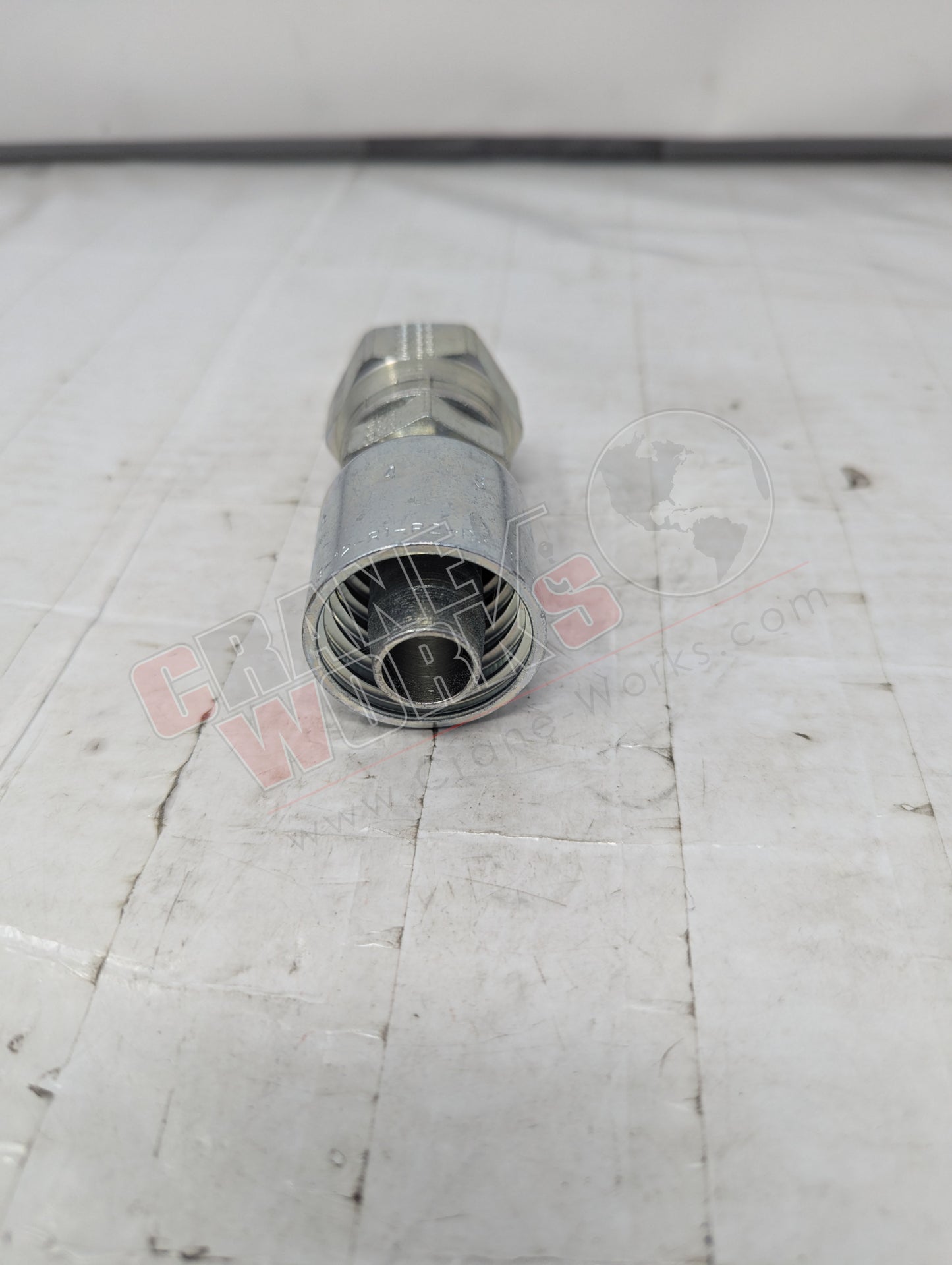Picture of Kp81317, a  New Parkrimp  Fm Jic Svl 1 Tube X 3/4 Hose, angle 4.