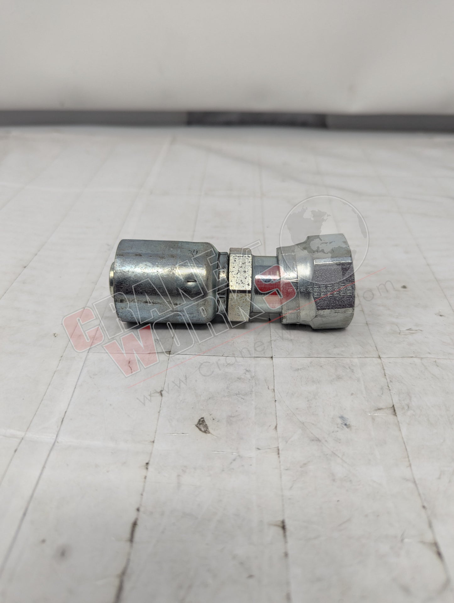 Picture of Kp46776, a  New Parkrimp Fem Seal-Lok Str,3/4T X 5/8H, angle 2.