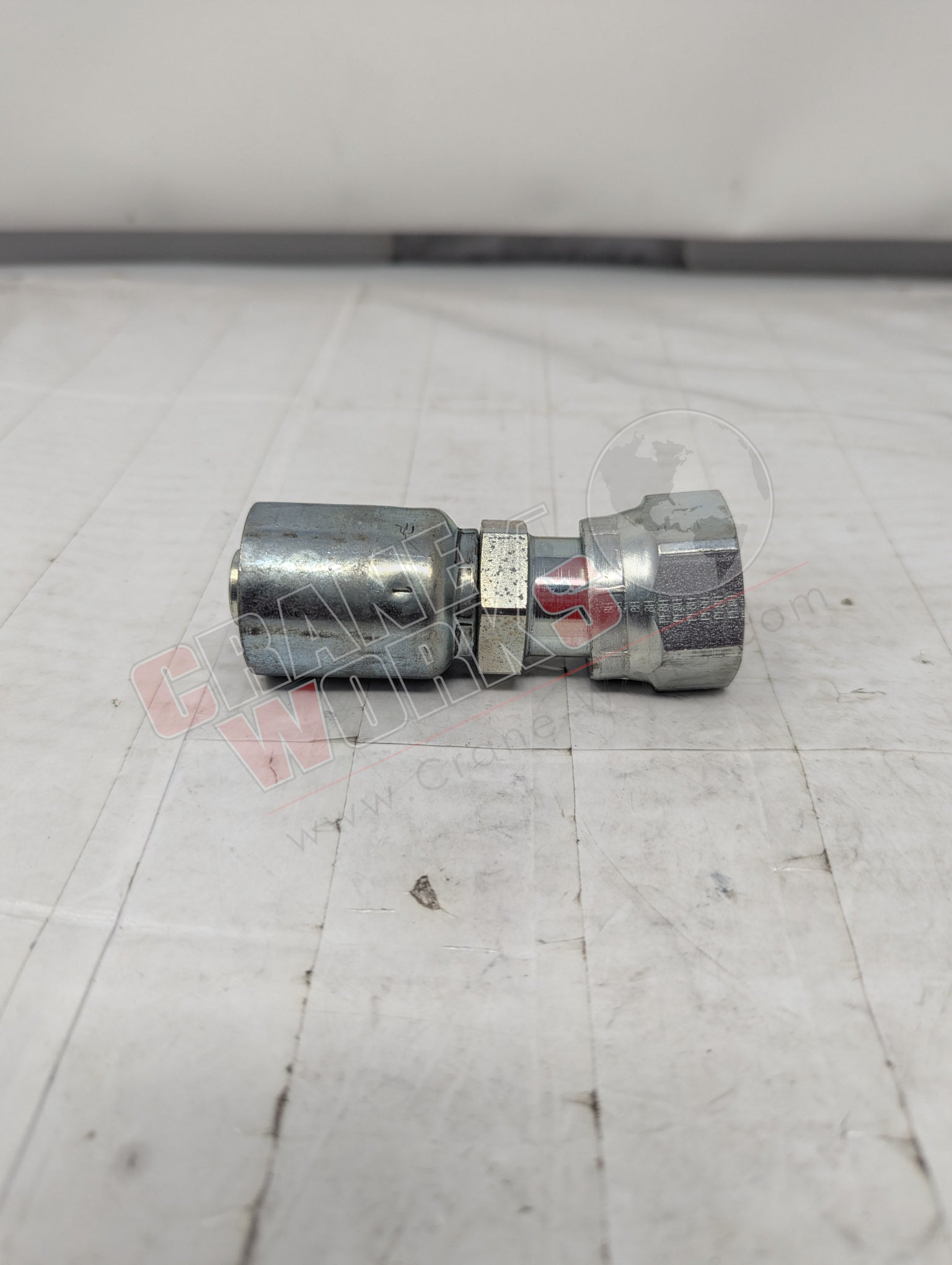 Picture of Kp46776, a  New Parkrimp Fem Seal-Lok Str,3/4T X 5/8H, angle 2.