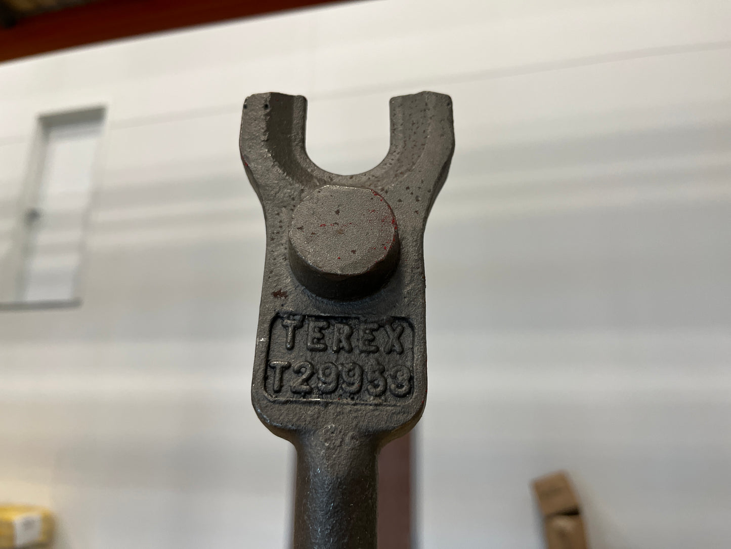 T29953TU | New C30 Auger Tooth Puller